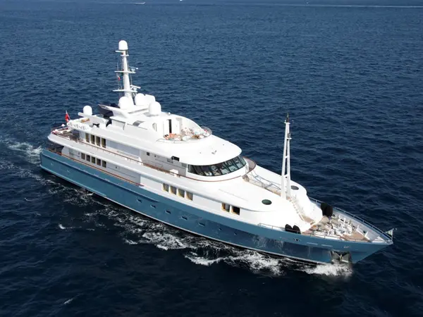 AMORE MIO 2 yacht photo