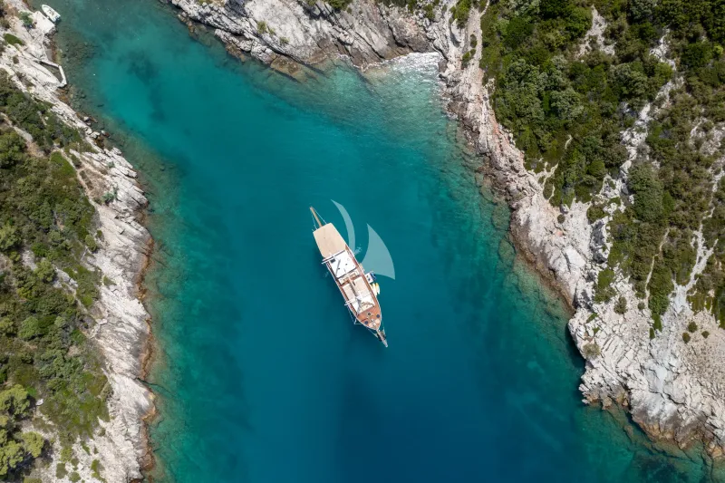 Kadena yacht photo