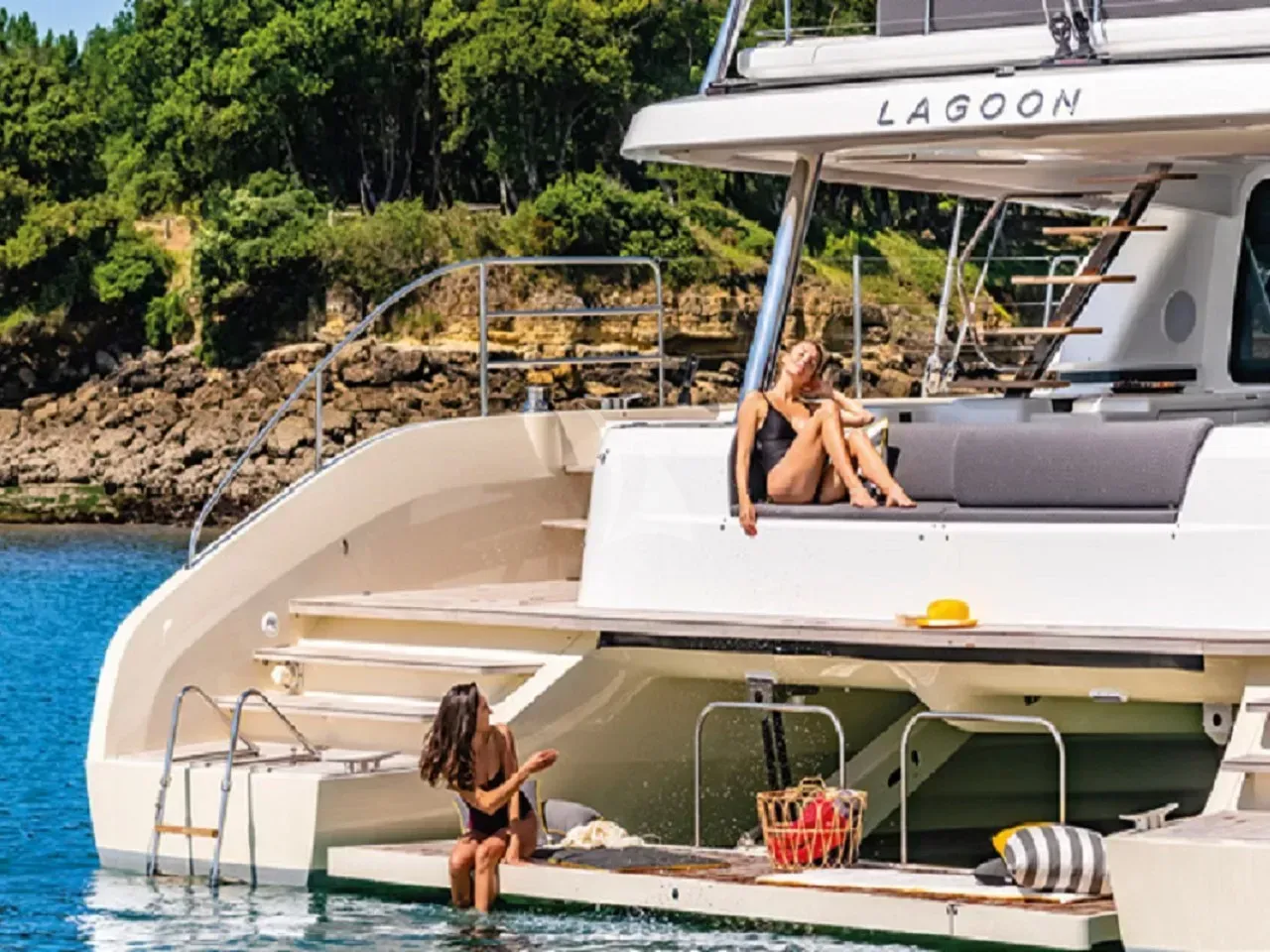 REVE BLEU luxury yacht