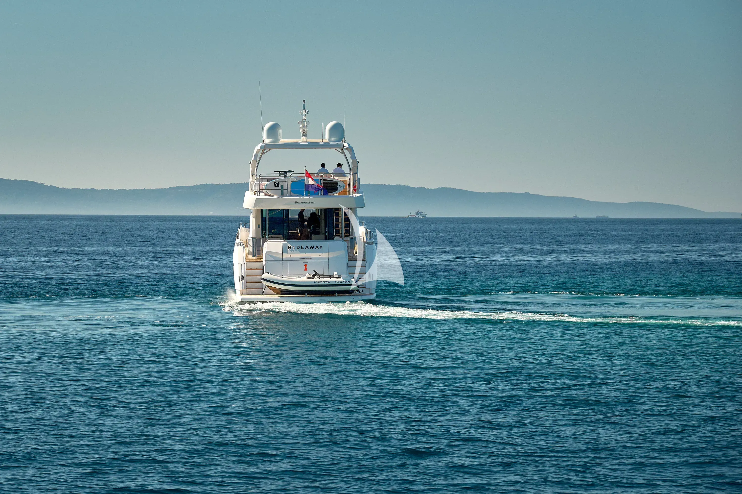 Hideaway yacht photo