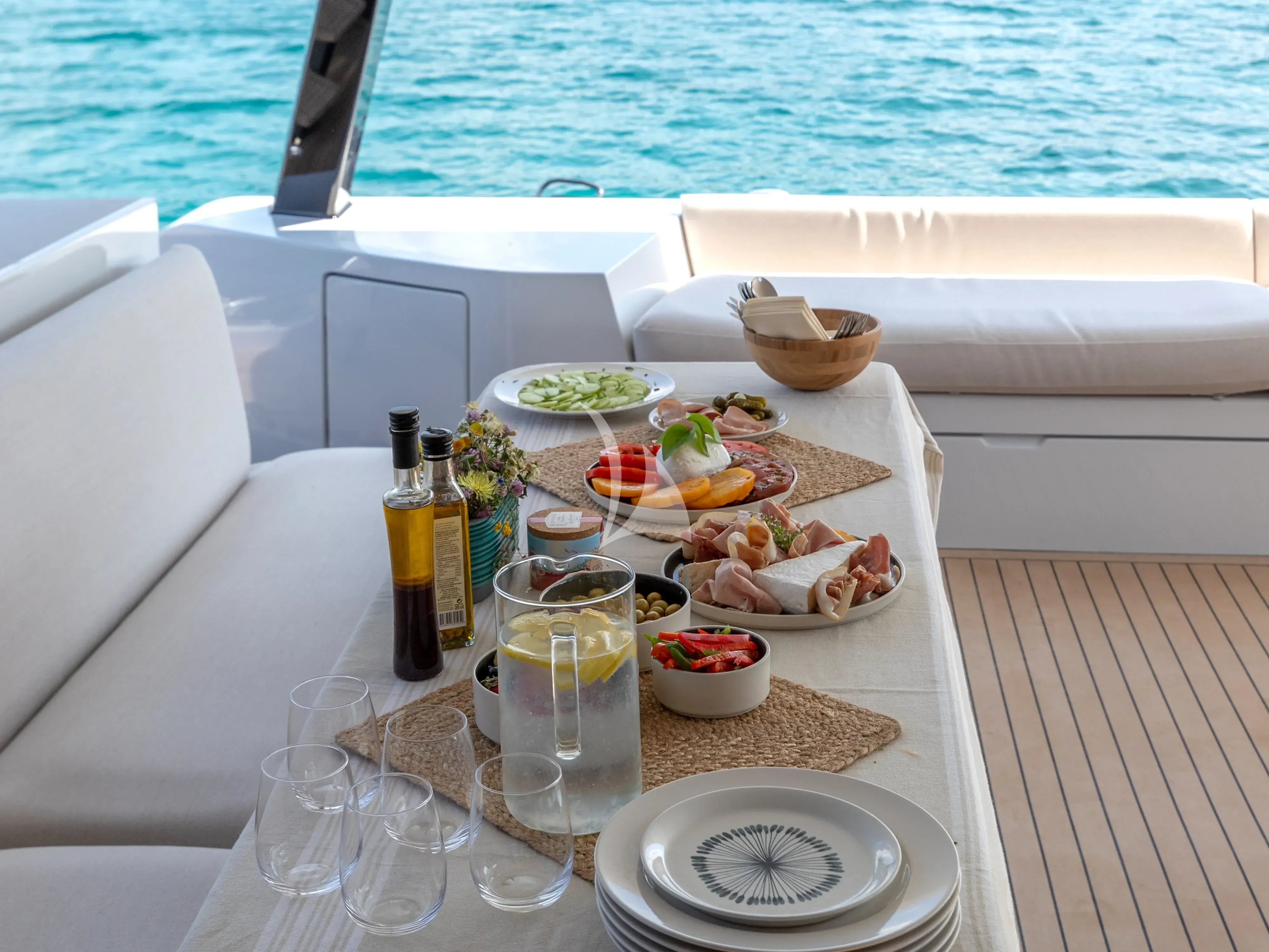 WONDERFUL yacht photo