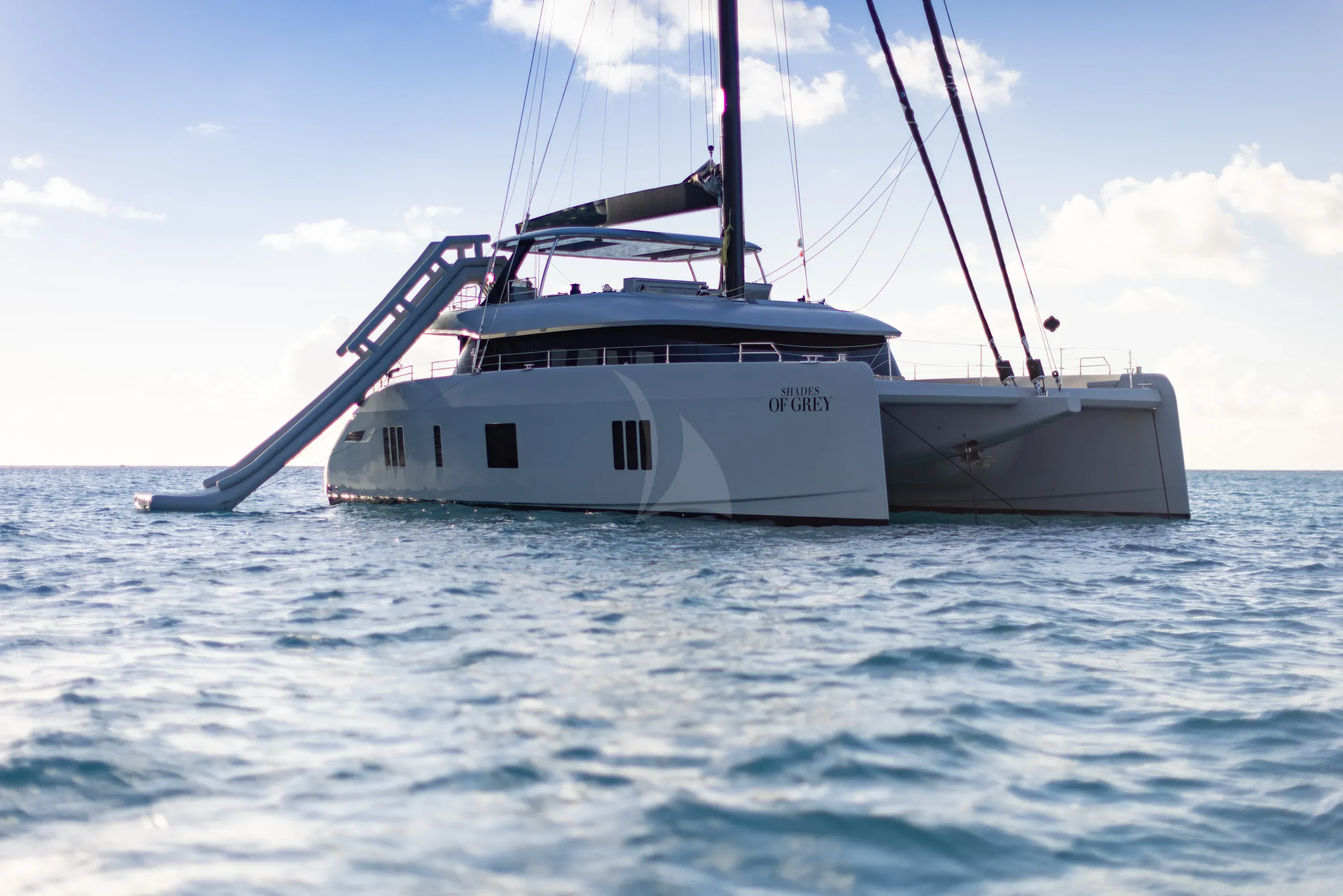 SHADES OF GREY - exterior 3