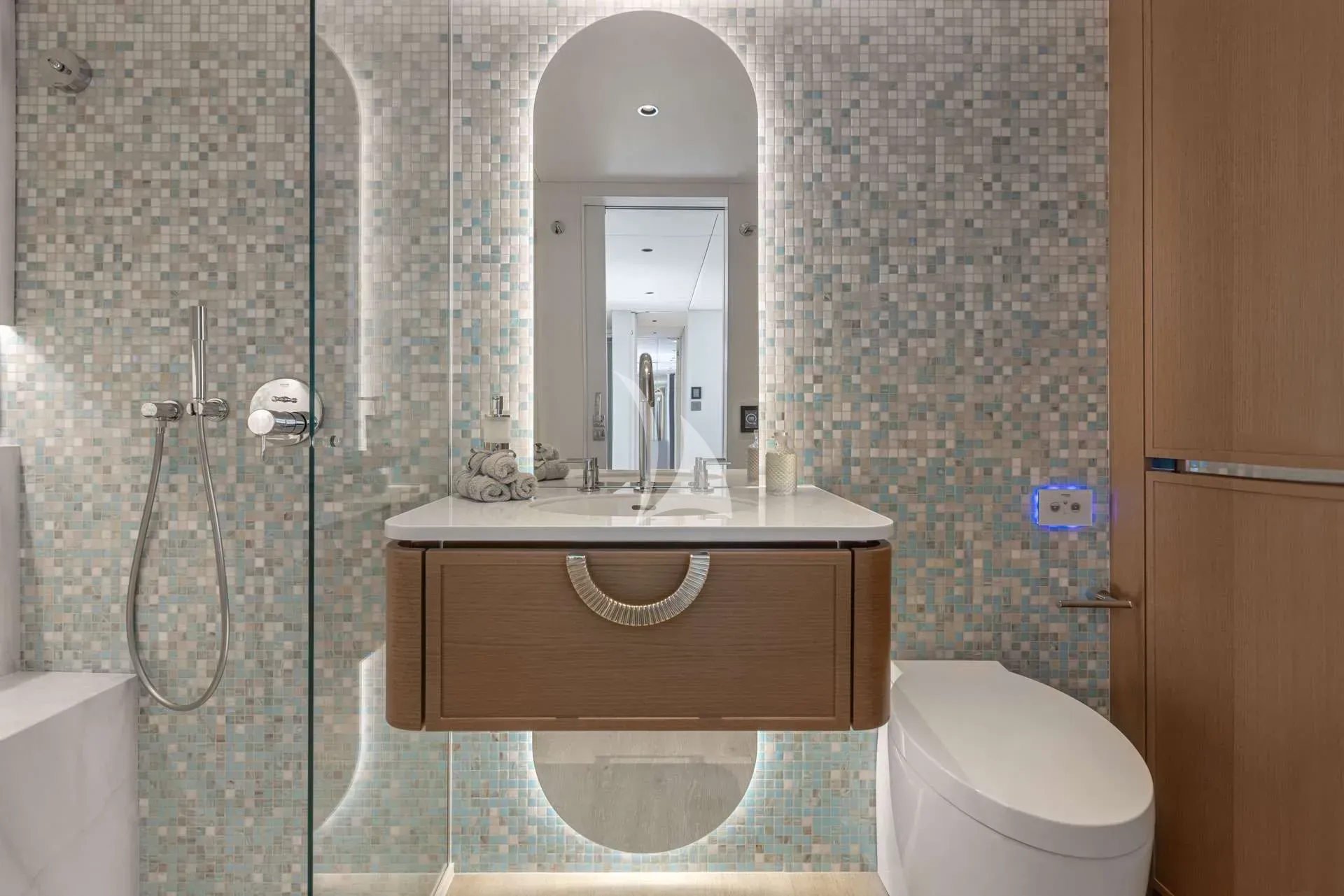 Mischievous - photo 1