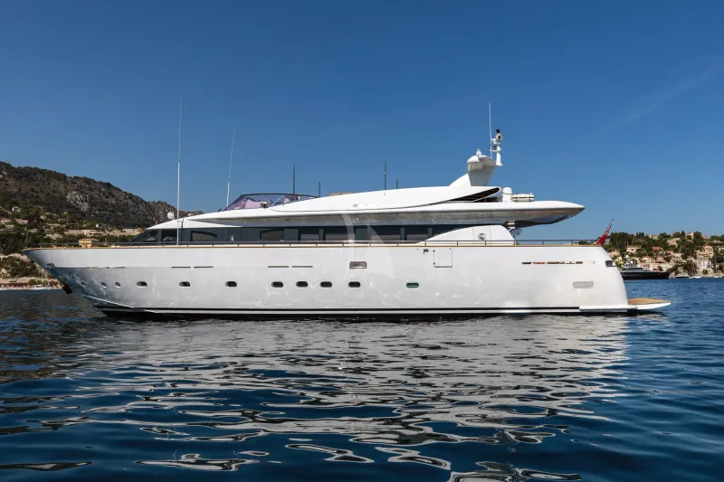 Talila yacht photo