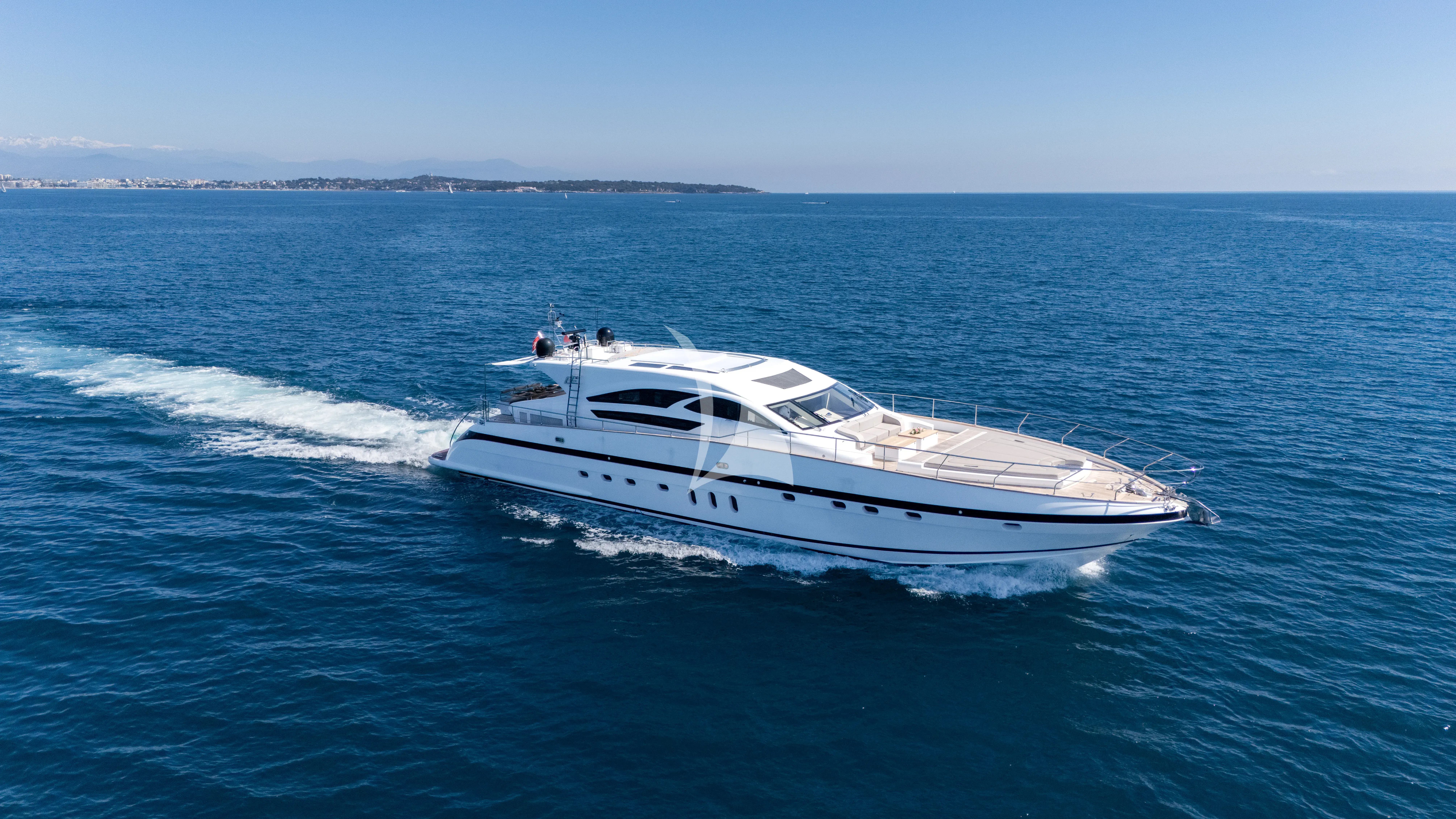 GOLDFINGER luxury yacht