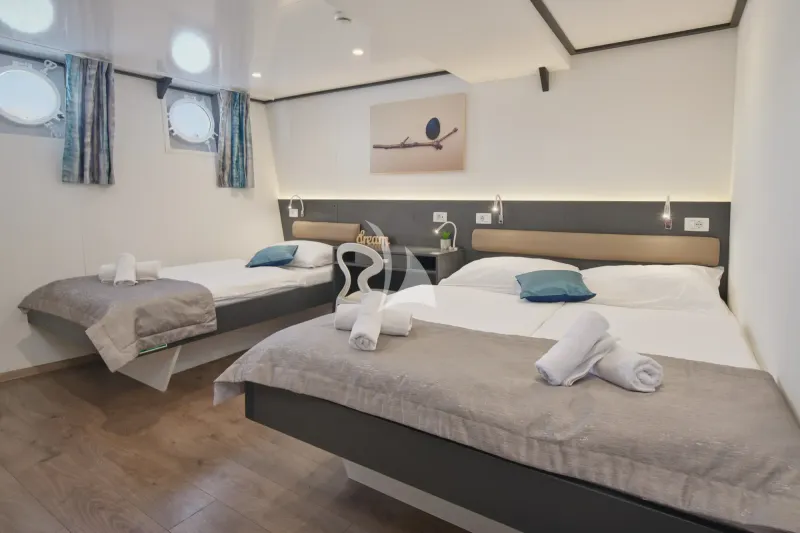 Lupus Mare - interior 5