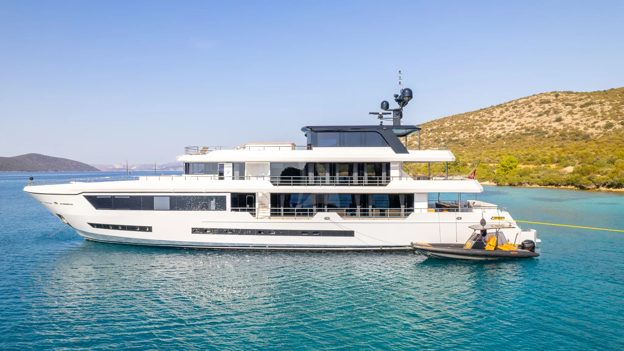OCEAN BREEZE yacht photo