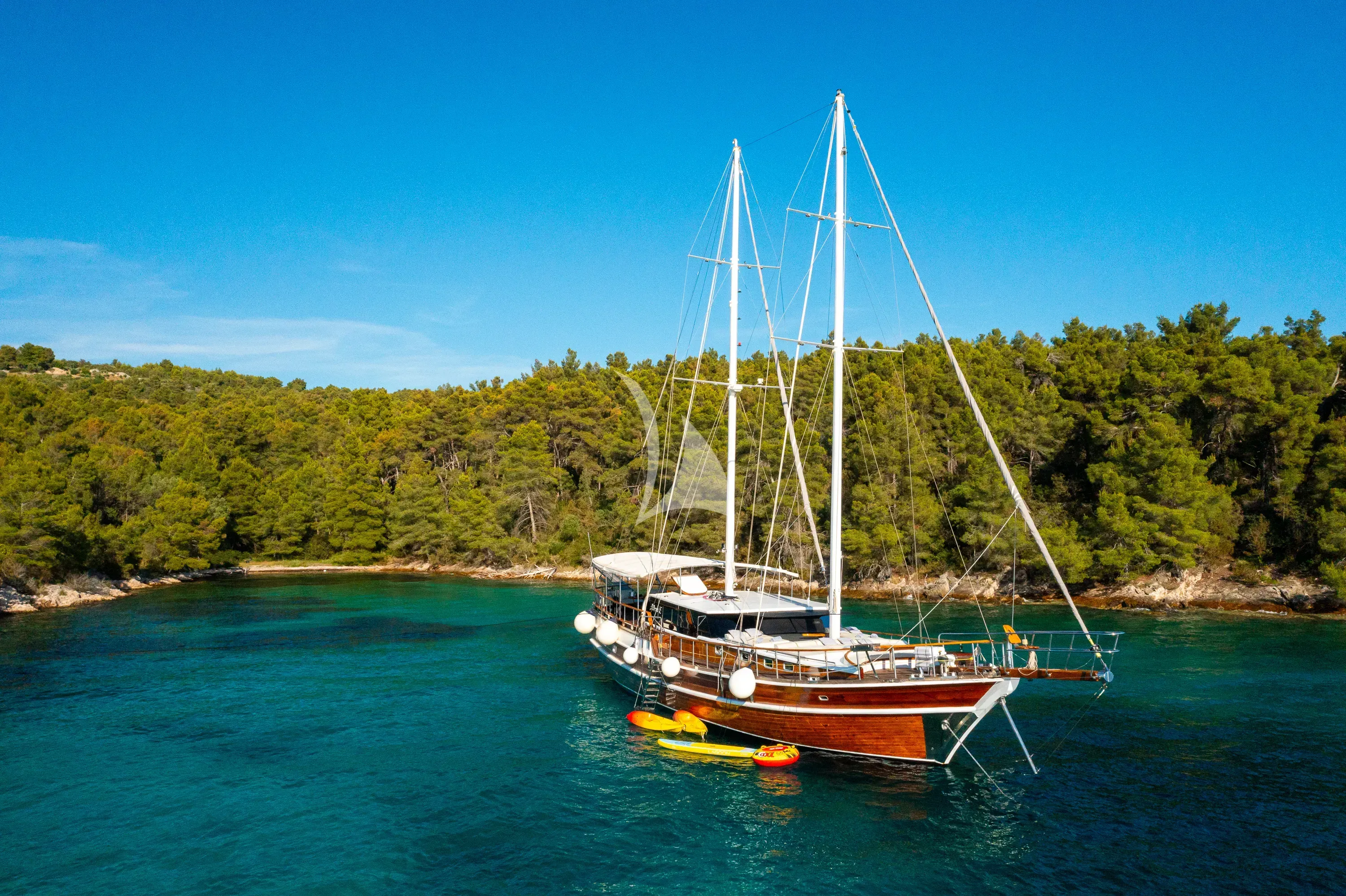Allure E luxury yacht