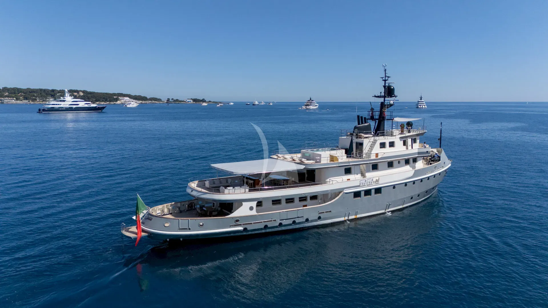 DADDY SHANE yacht photo
