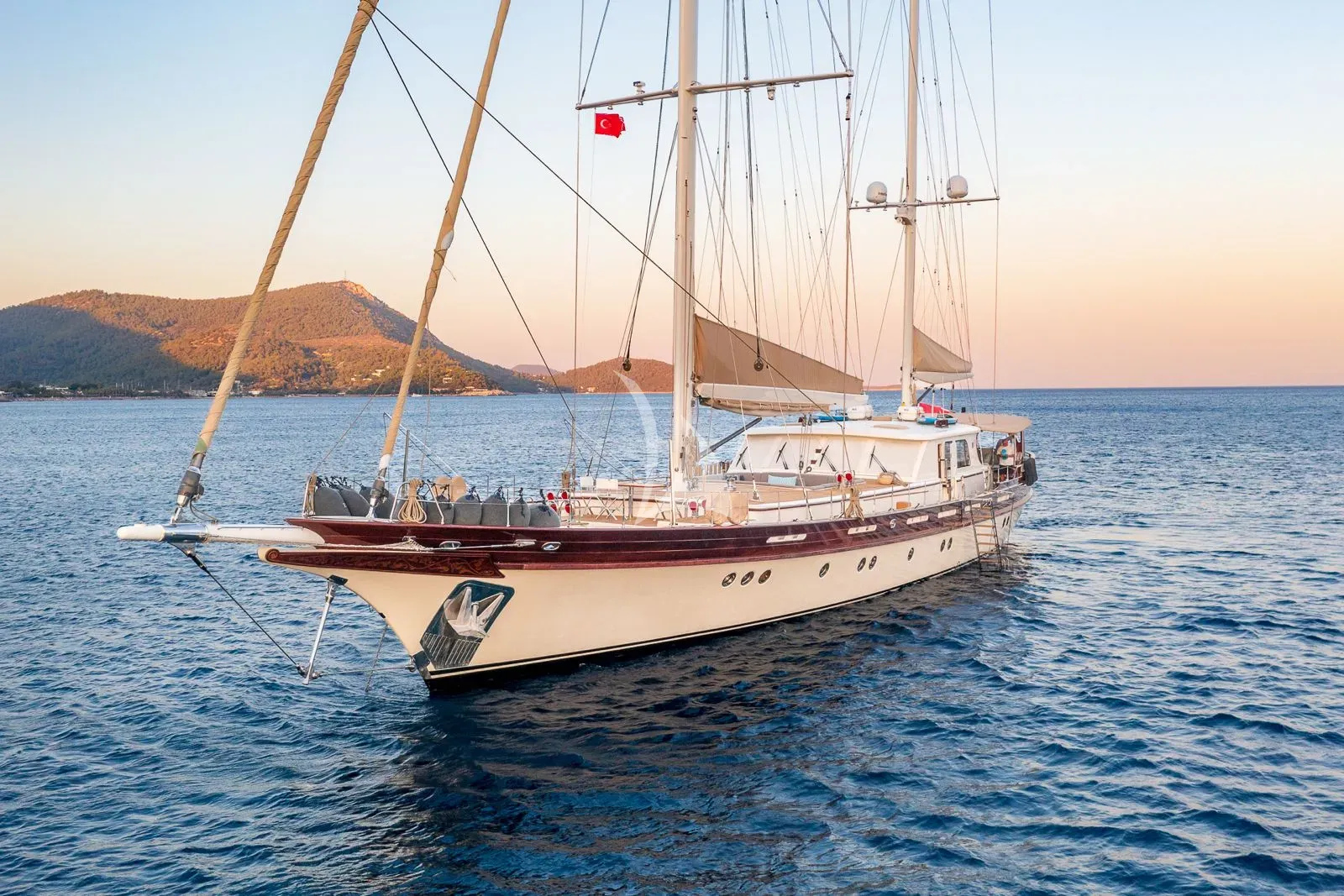 ZELDA yacht photo