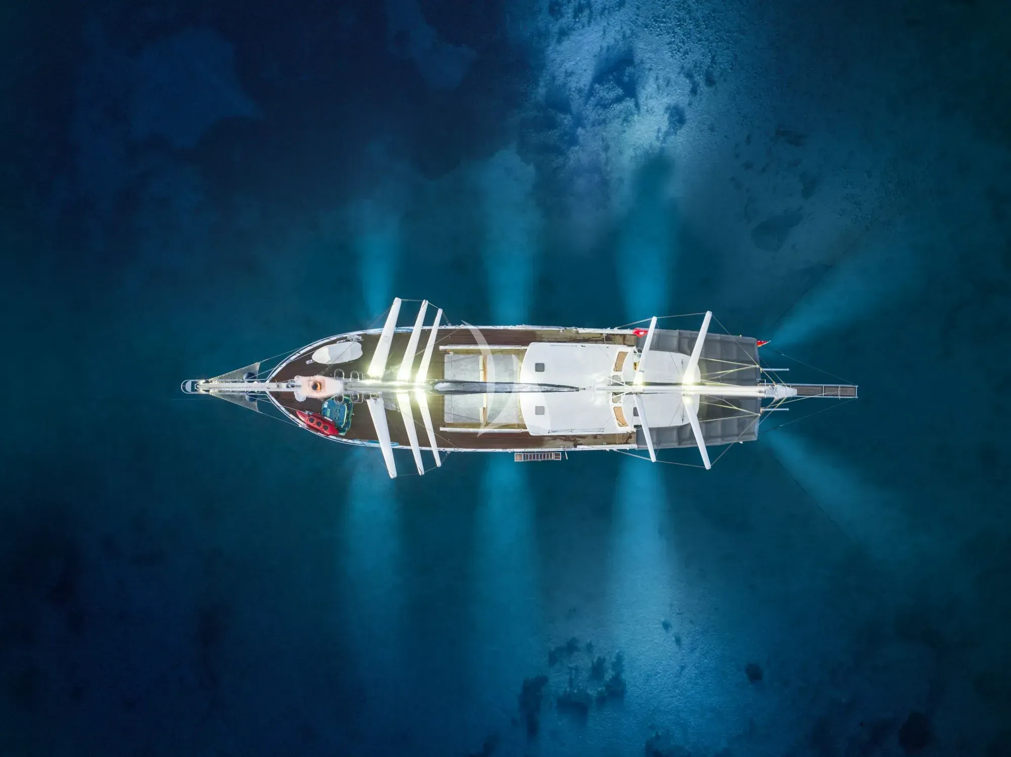 LUCKY YOU yacht photo
