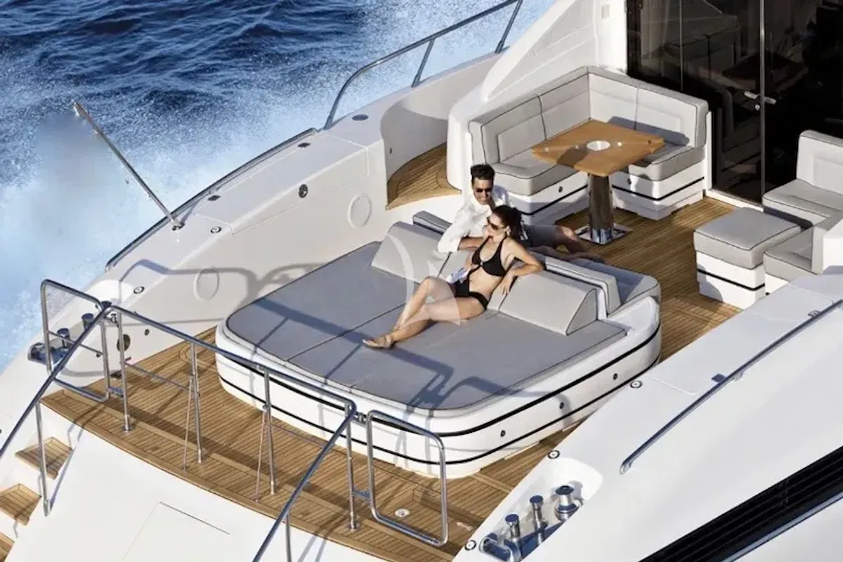 Orion I - exterior 1