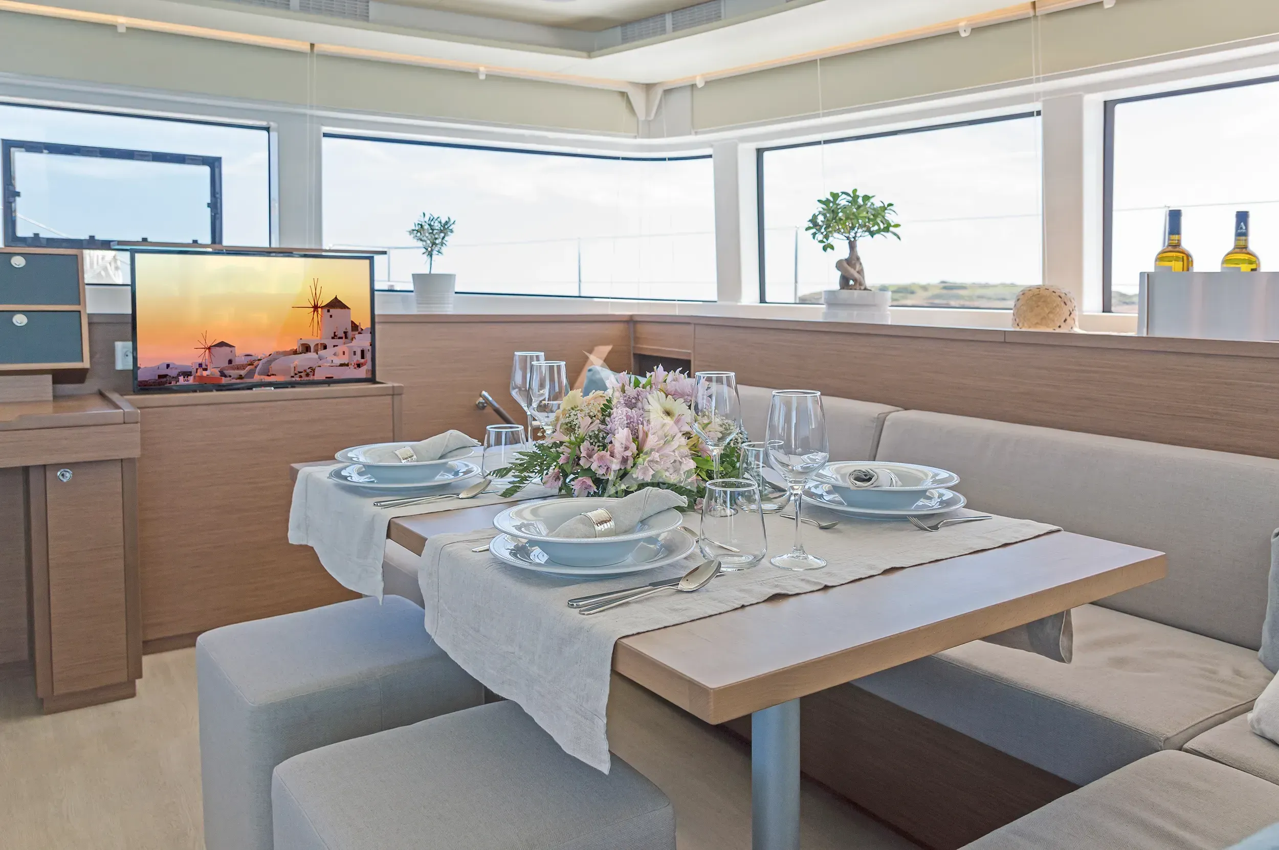 Summer Star - interior 4