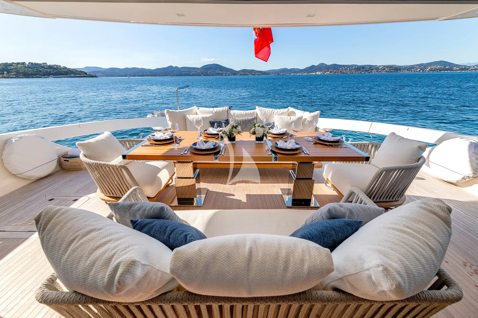 BELLE DE NUIT luxury yacht