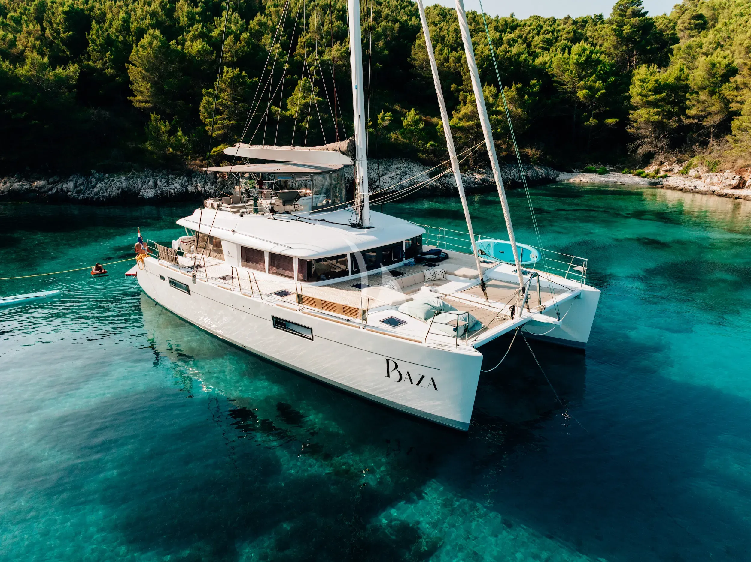 Baza luxury yacht
