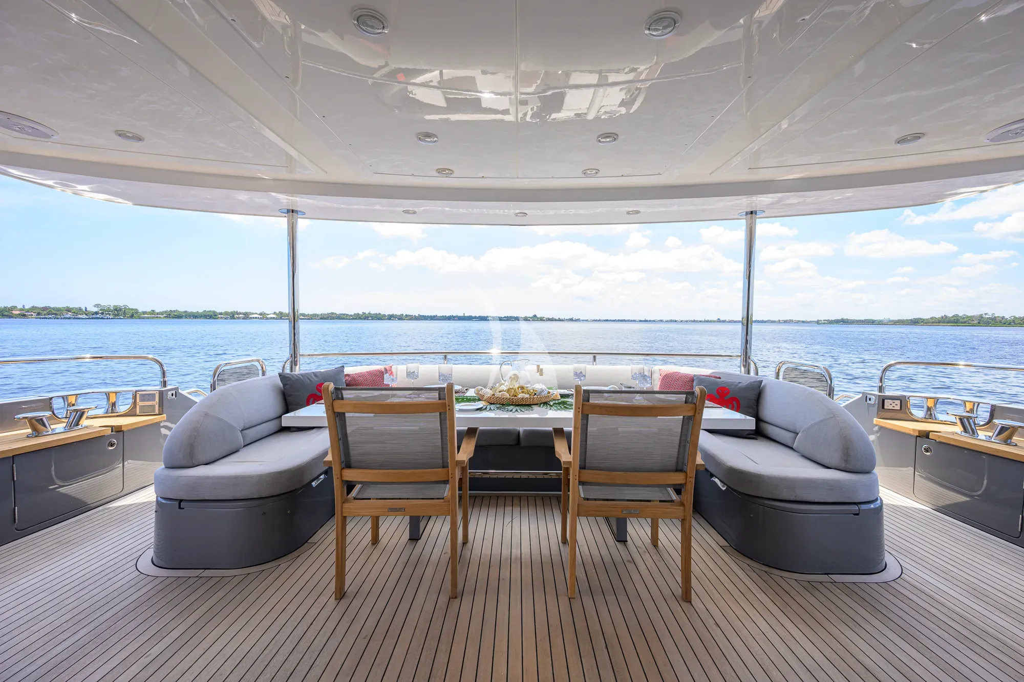 SPECTRE luxury yacht
