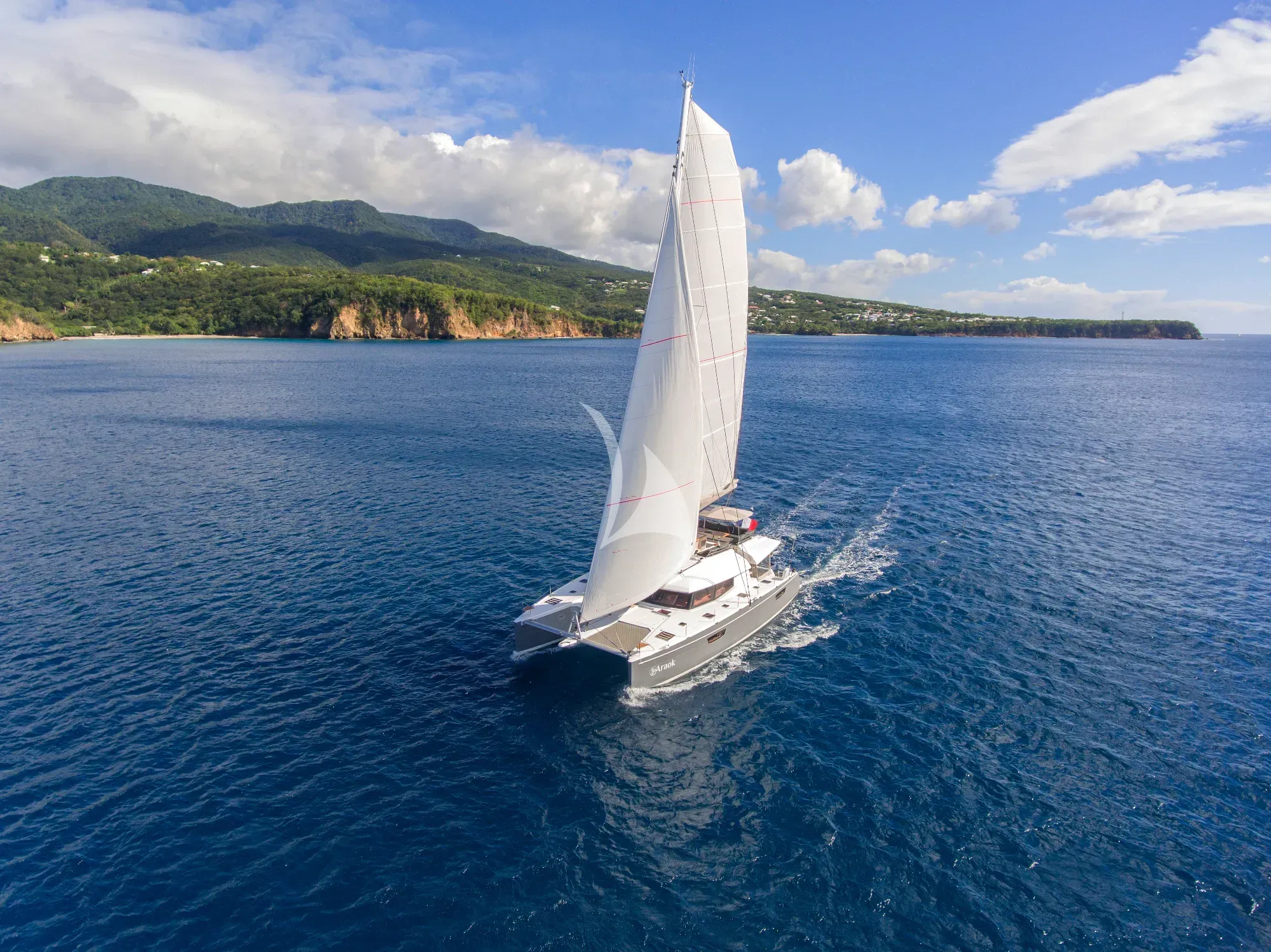 ARAOK yacht photo