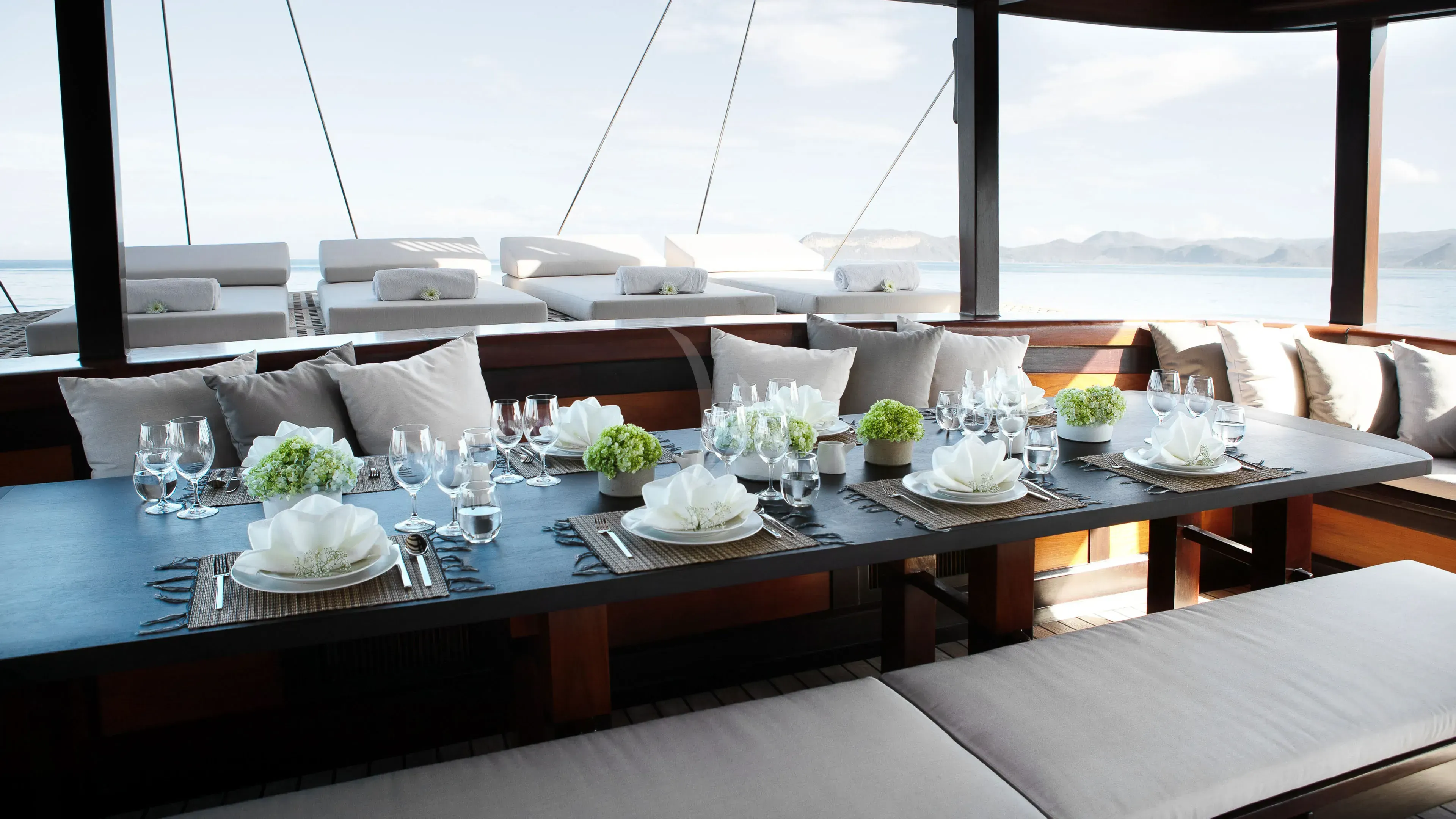 DUNIA BARU luxury yacht