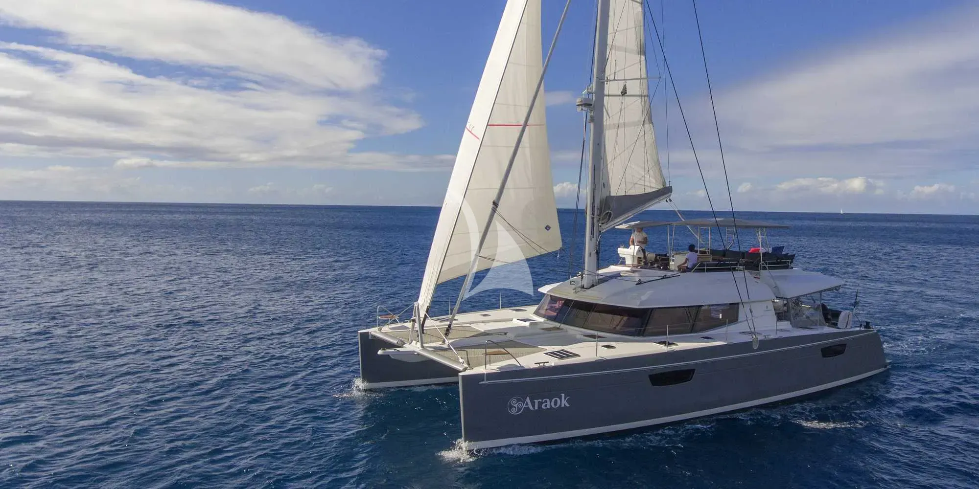 ARAOK yacht photo