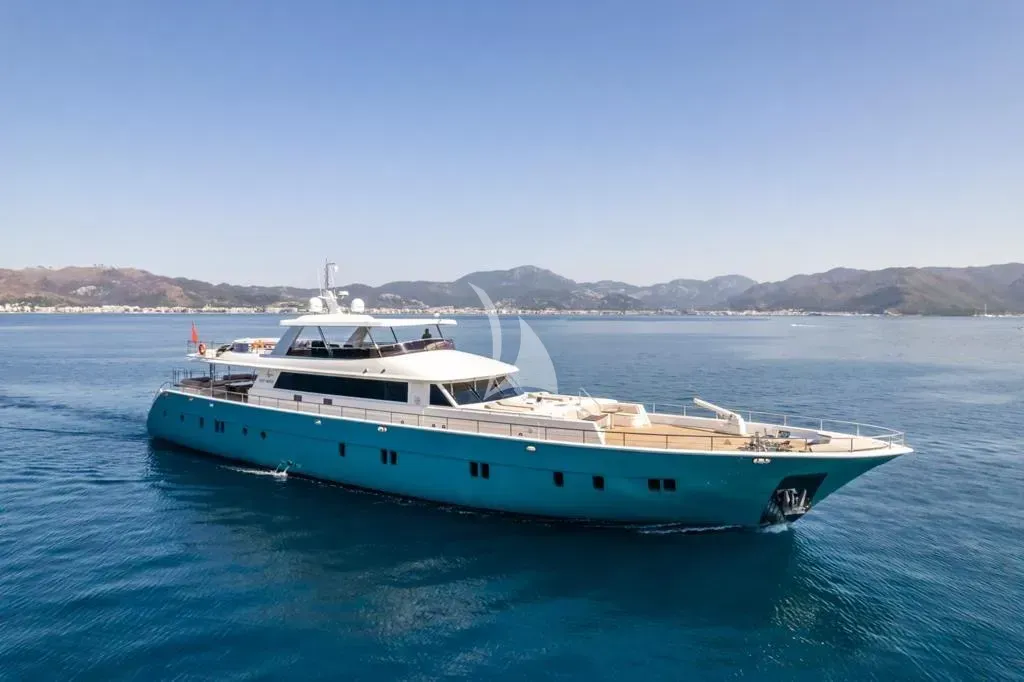 DEEP WATER luxury yacht