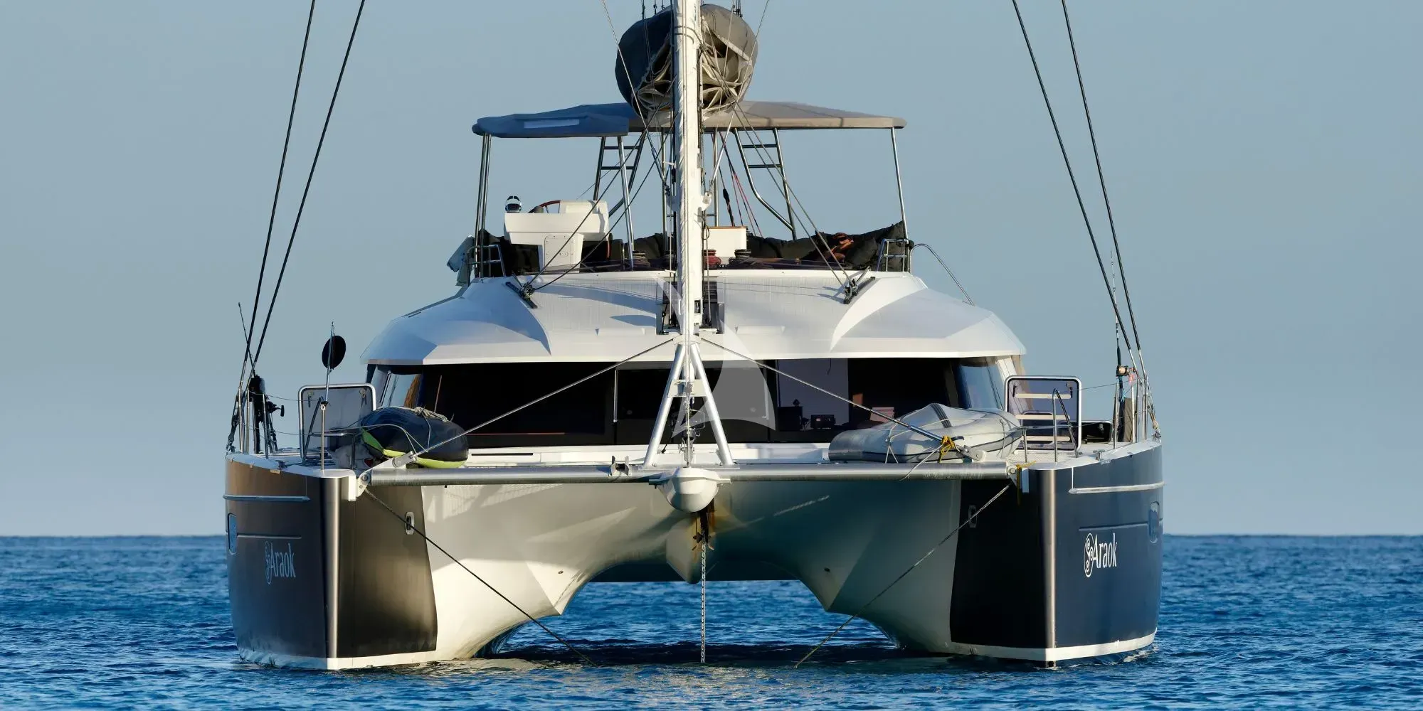 ARAOK yacht photo