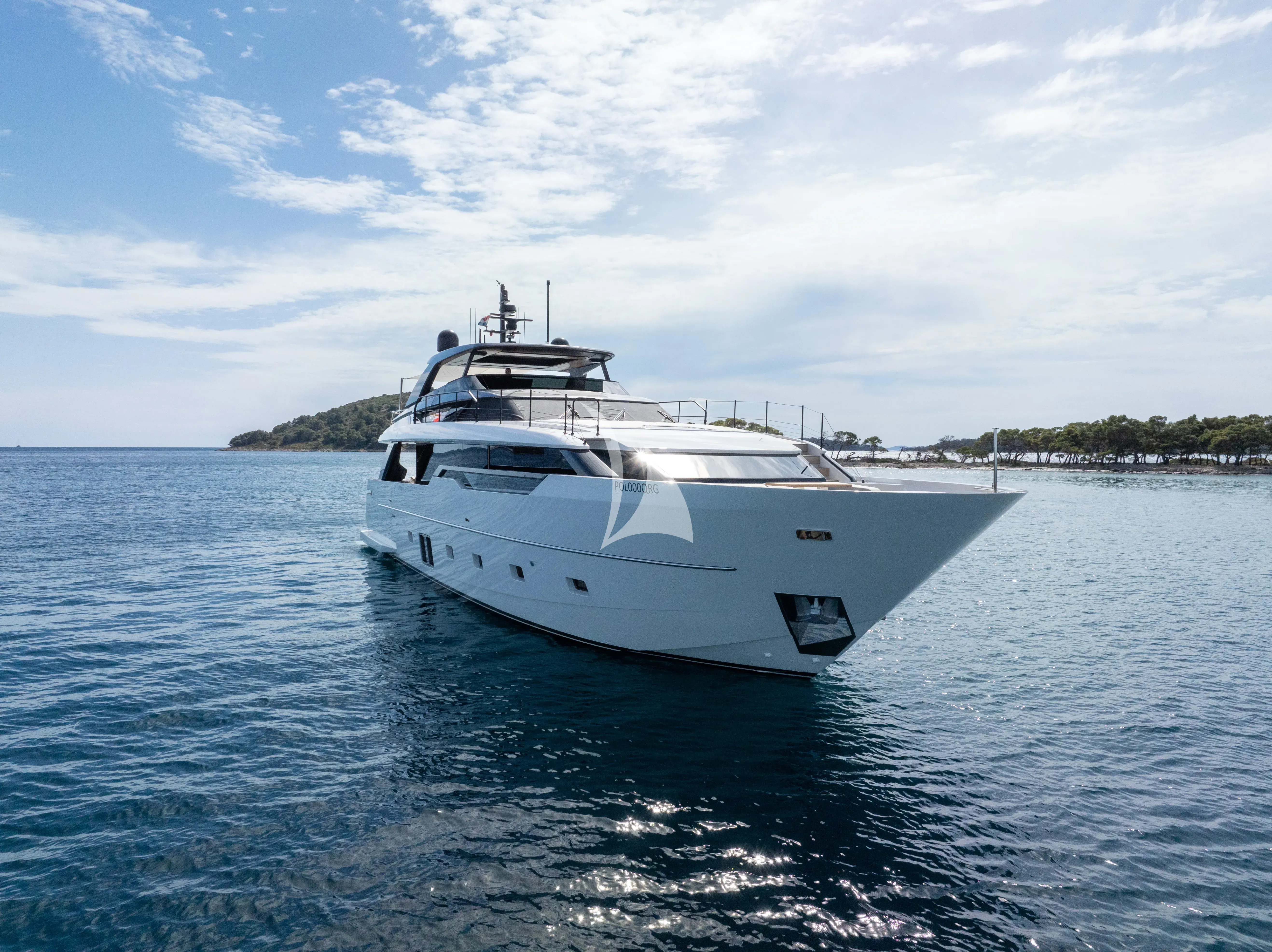 DESTINO yacht photo