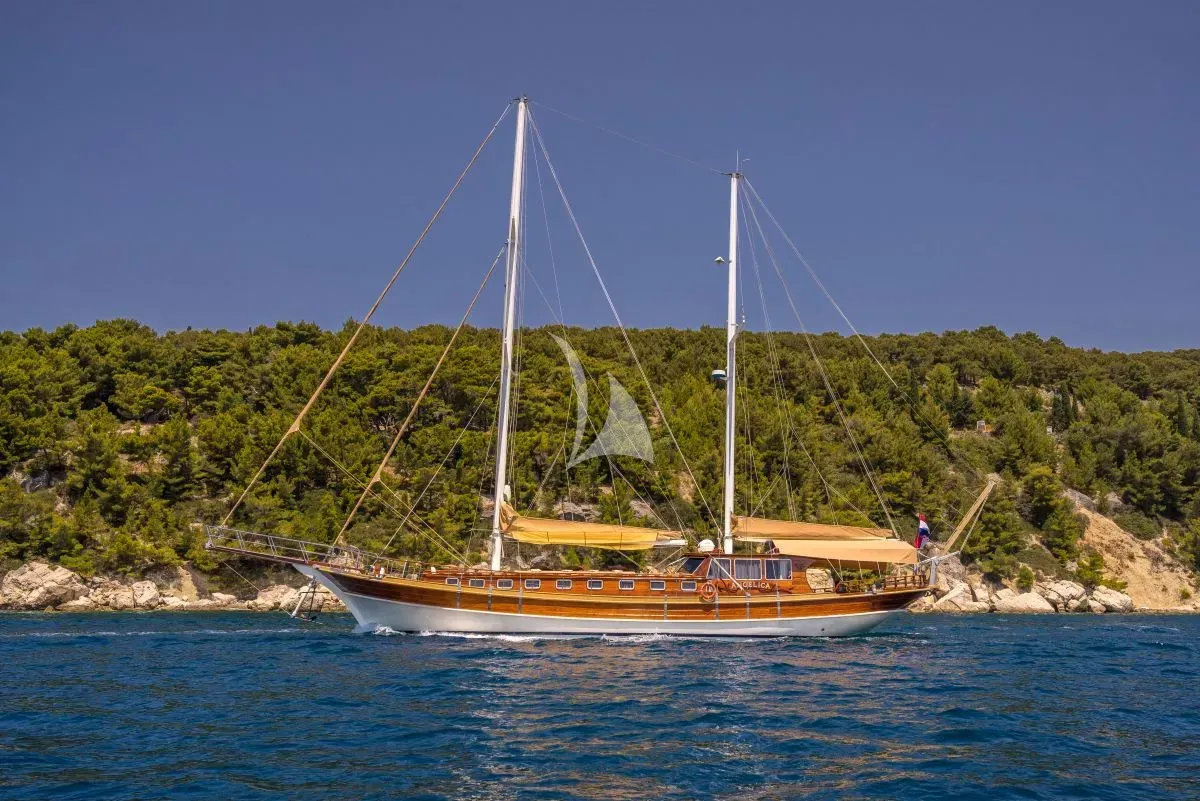 Angelica yacht photo