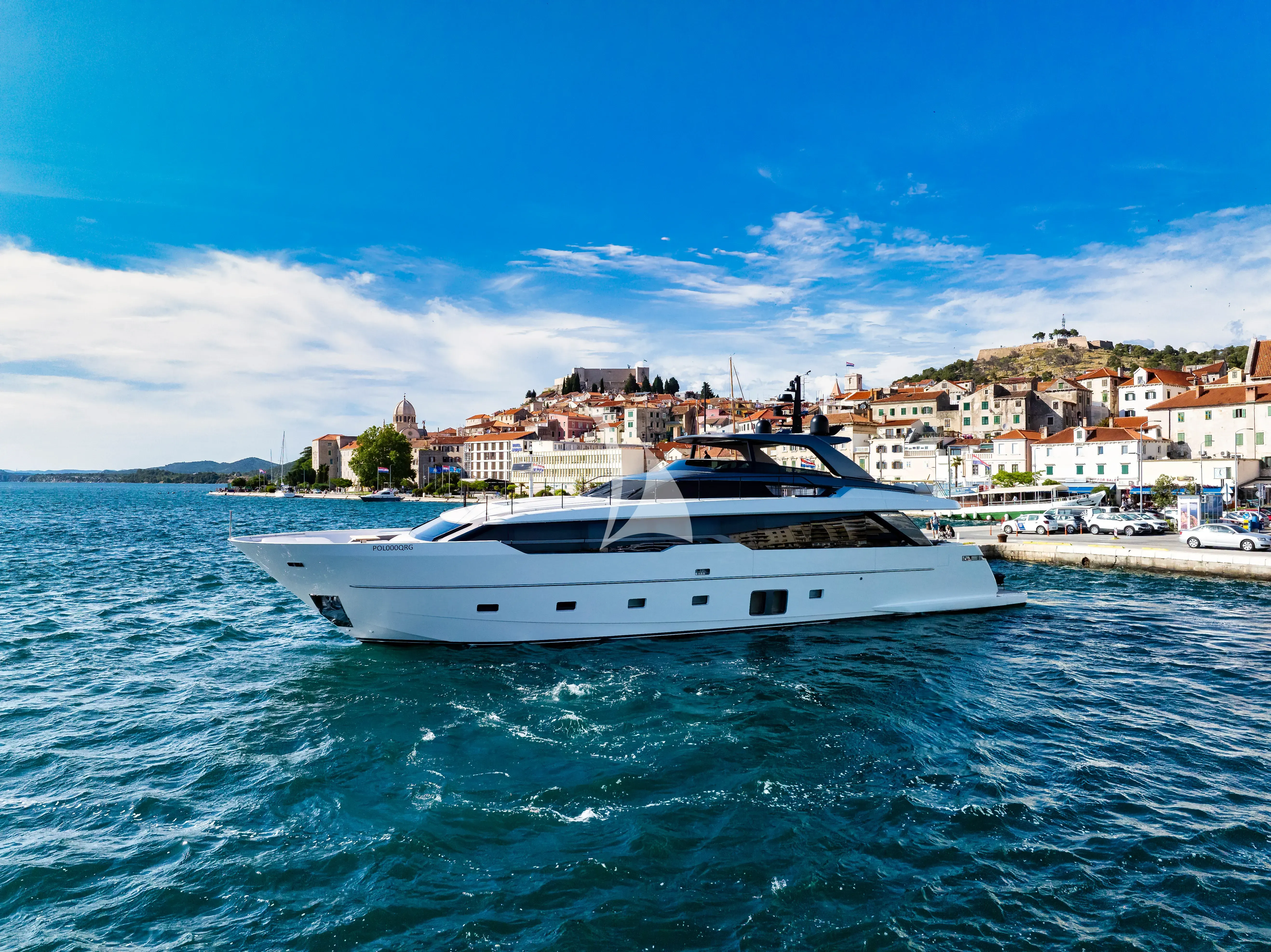 DESTINO luxury yacht
