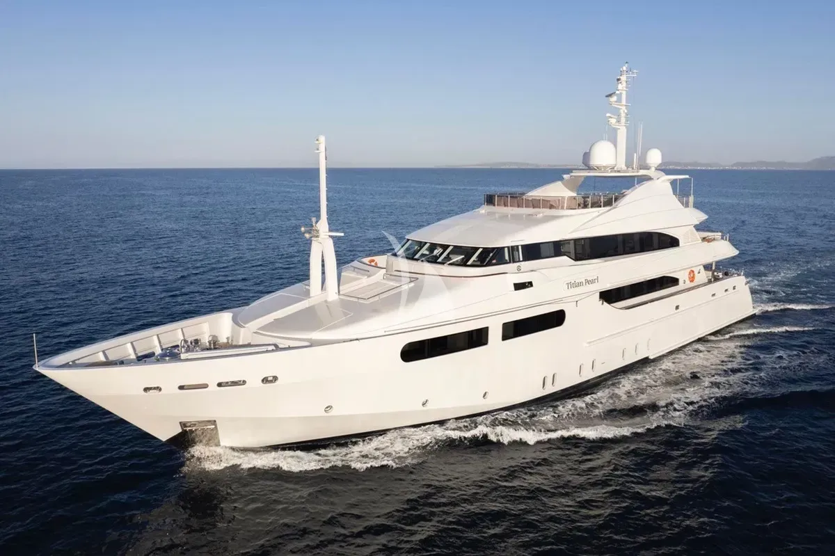 Titian Pearl luxury yacht