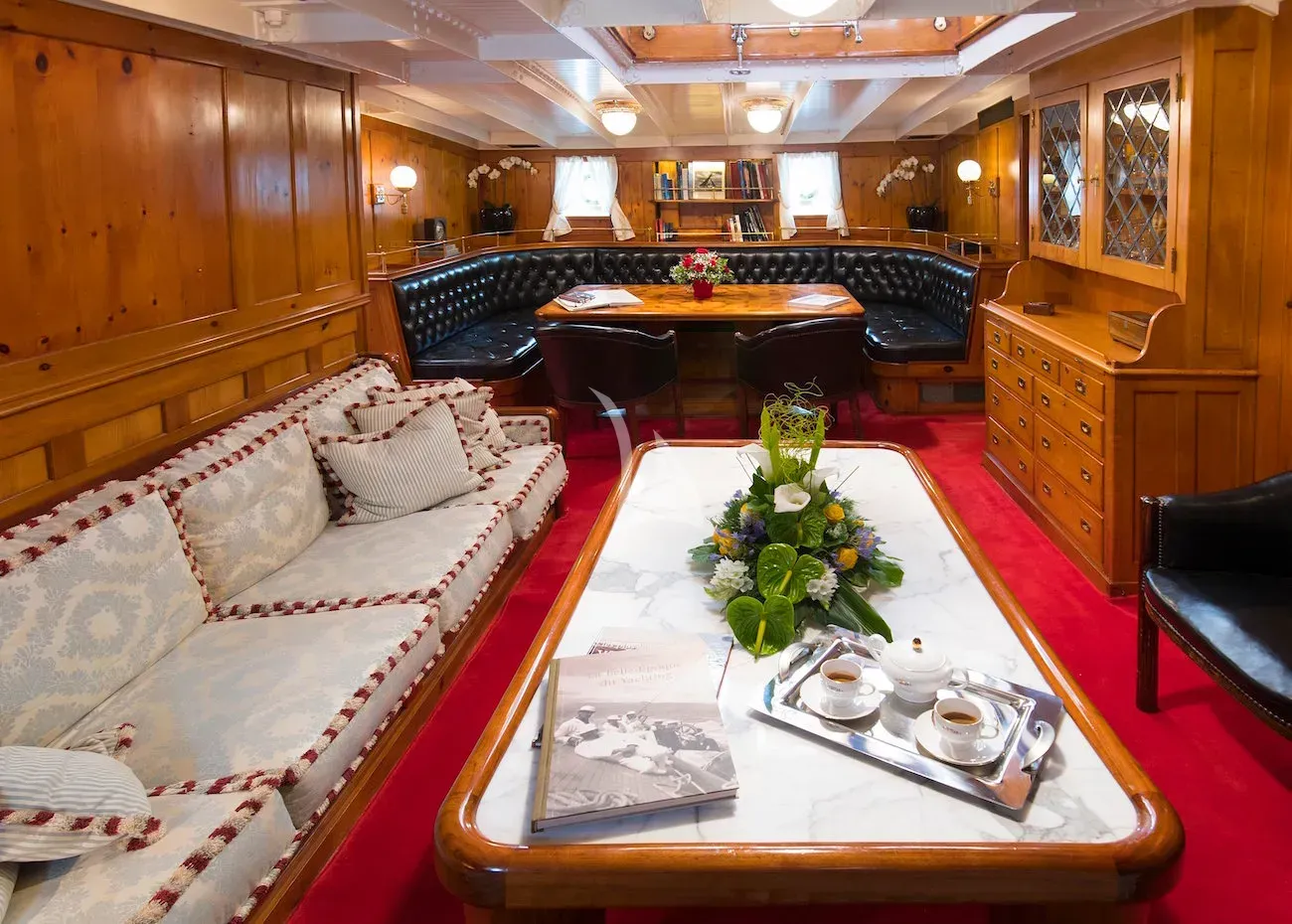 PURITAN - interior 5