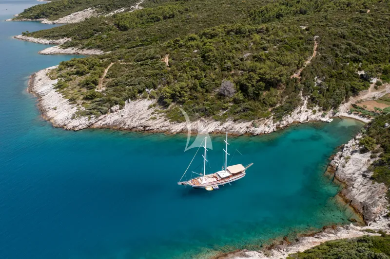 Kadena yacht photo