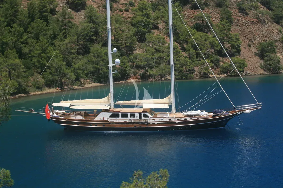 KAYA GUNERI V luxury yacht