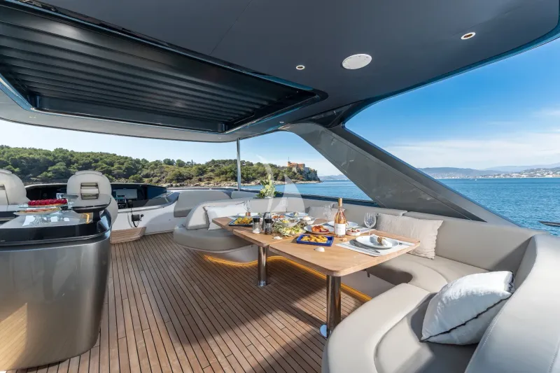 WILJIM V yacht photo