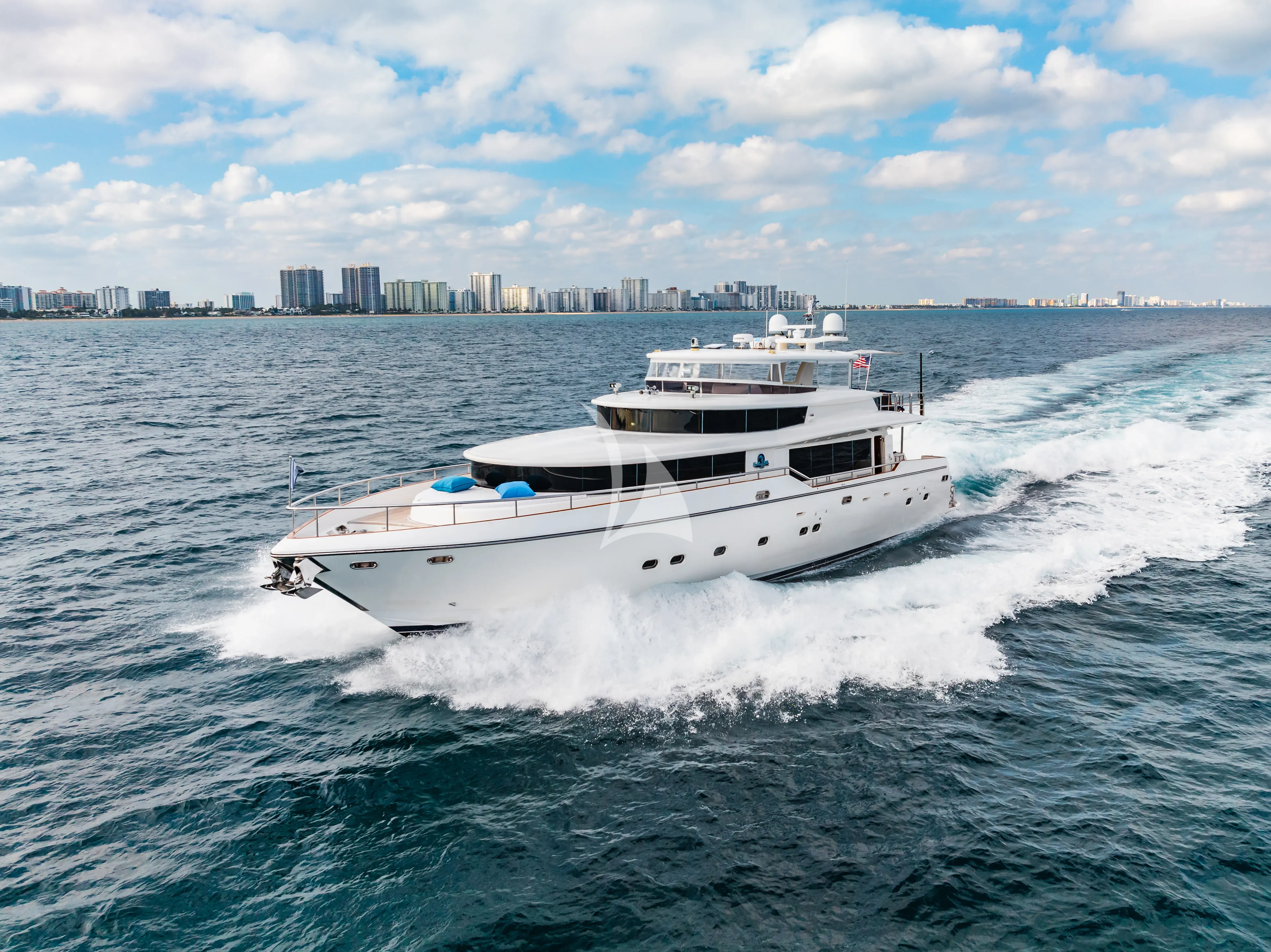 Southern Belle luxury yacht