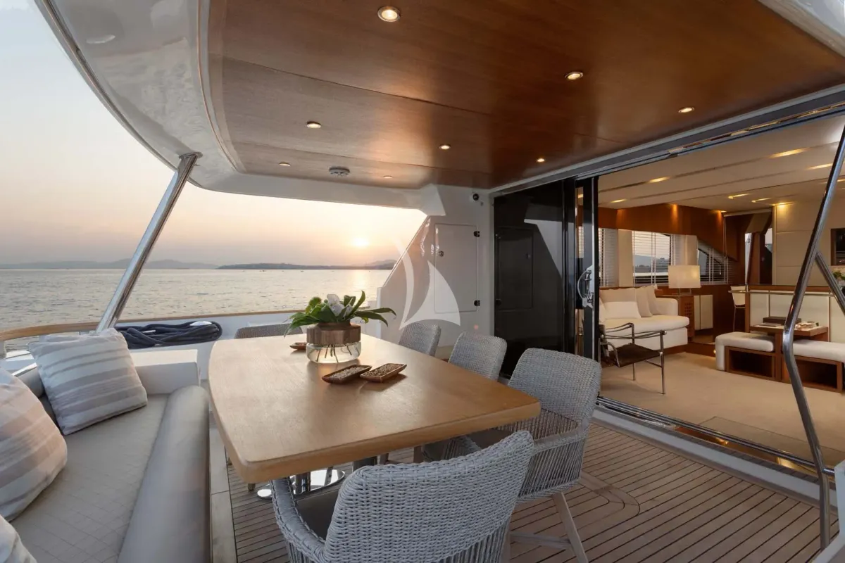 QUESTA e VITA yacht photo