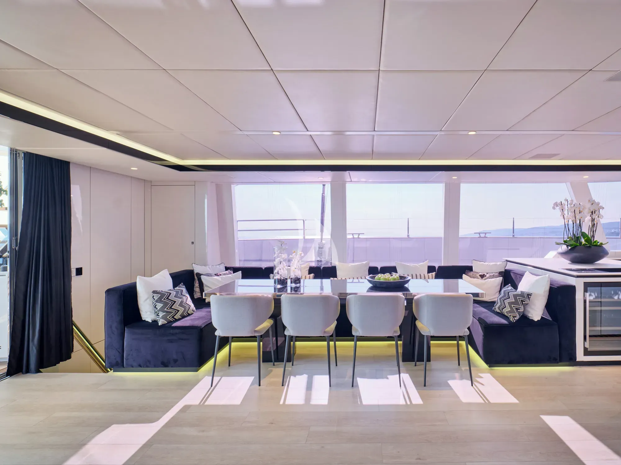 ABOVE & BEYOND - photo 3