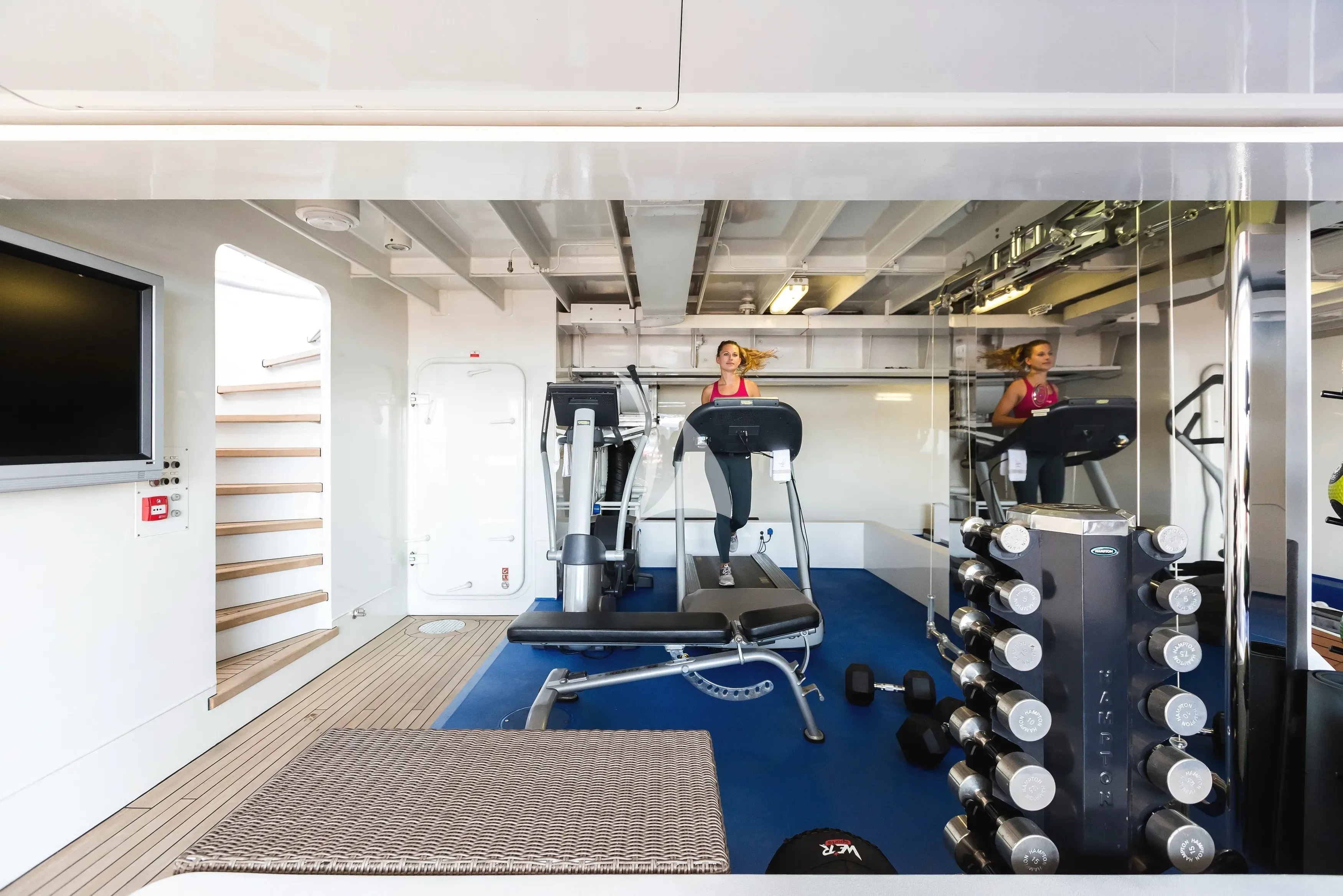 LUCKY LADY - lifestyle 7