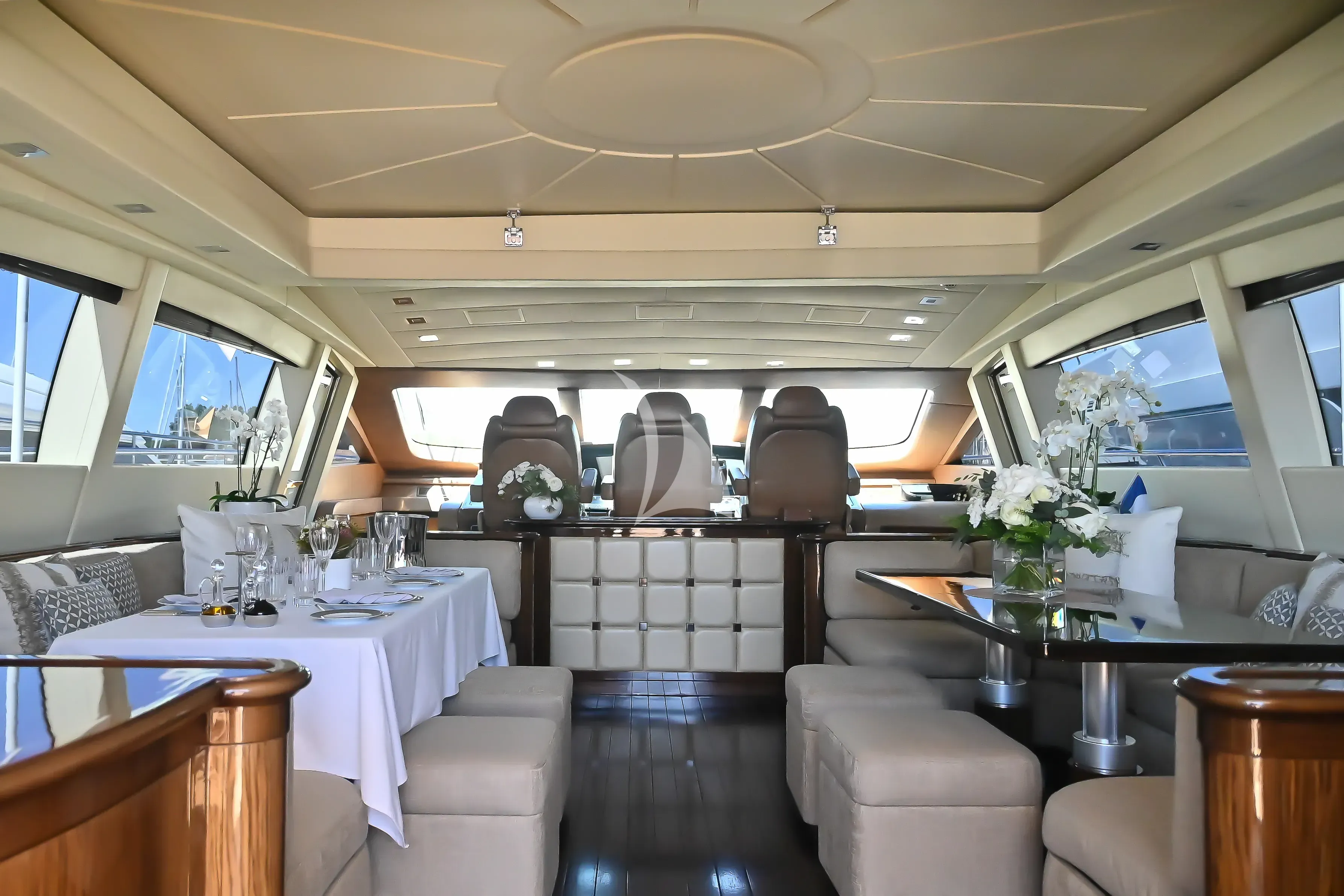 Orion I - interior 5