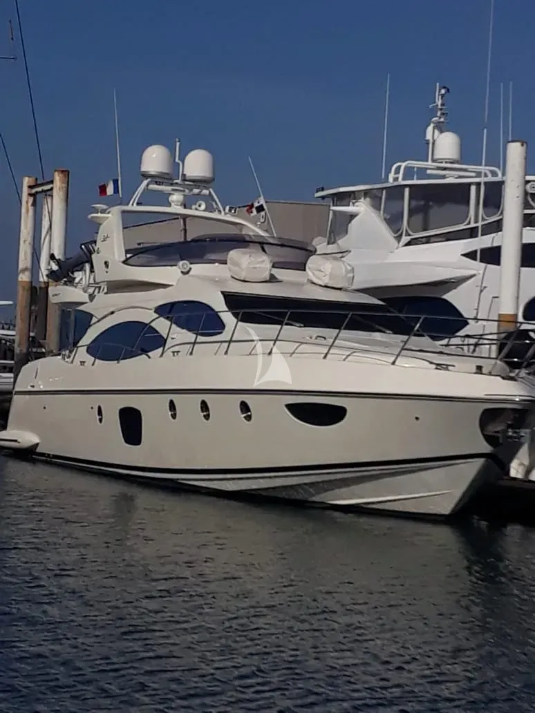EMMY yacht photo