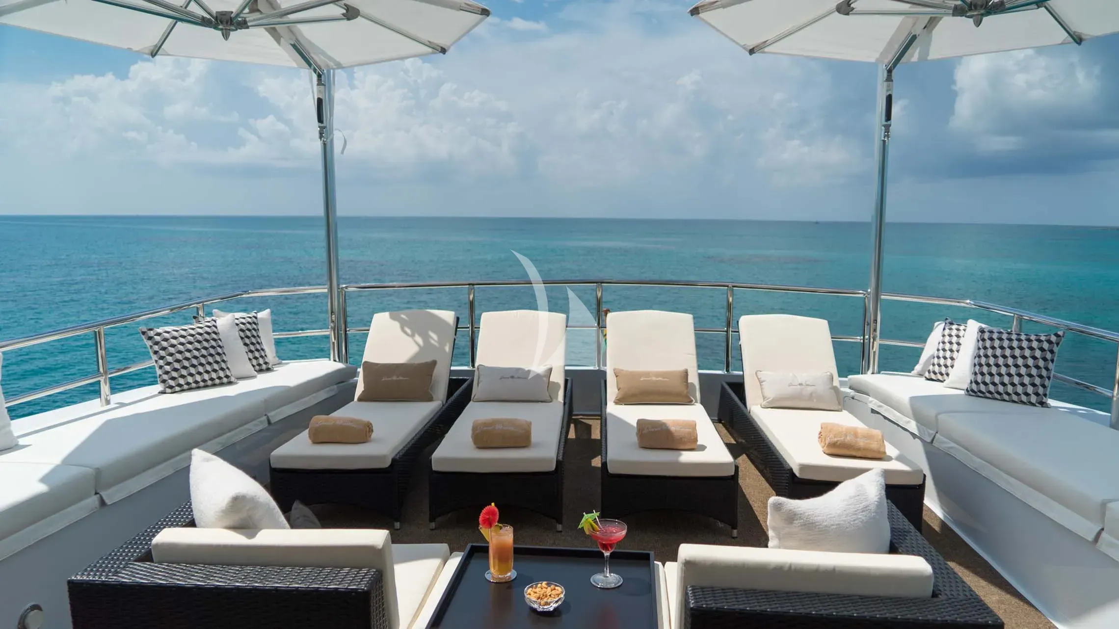 GRAND ILLUSION luxury yacht