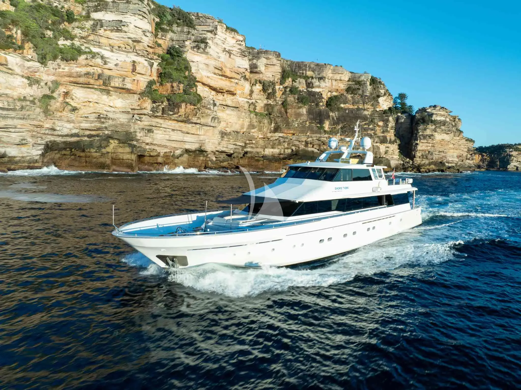 SHORE THING yacht photo