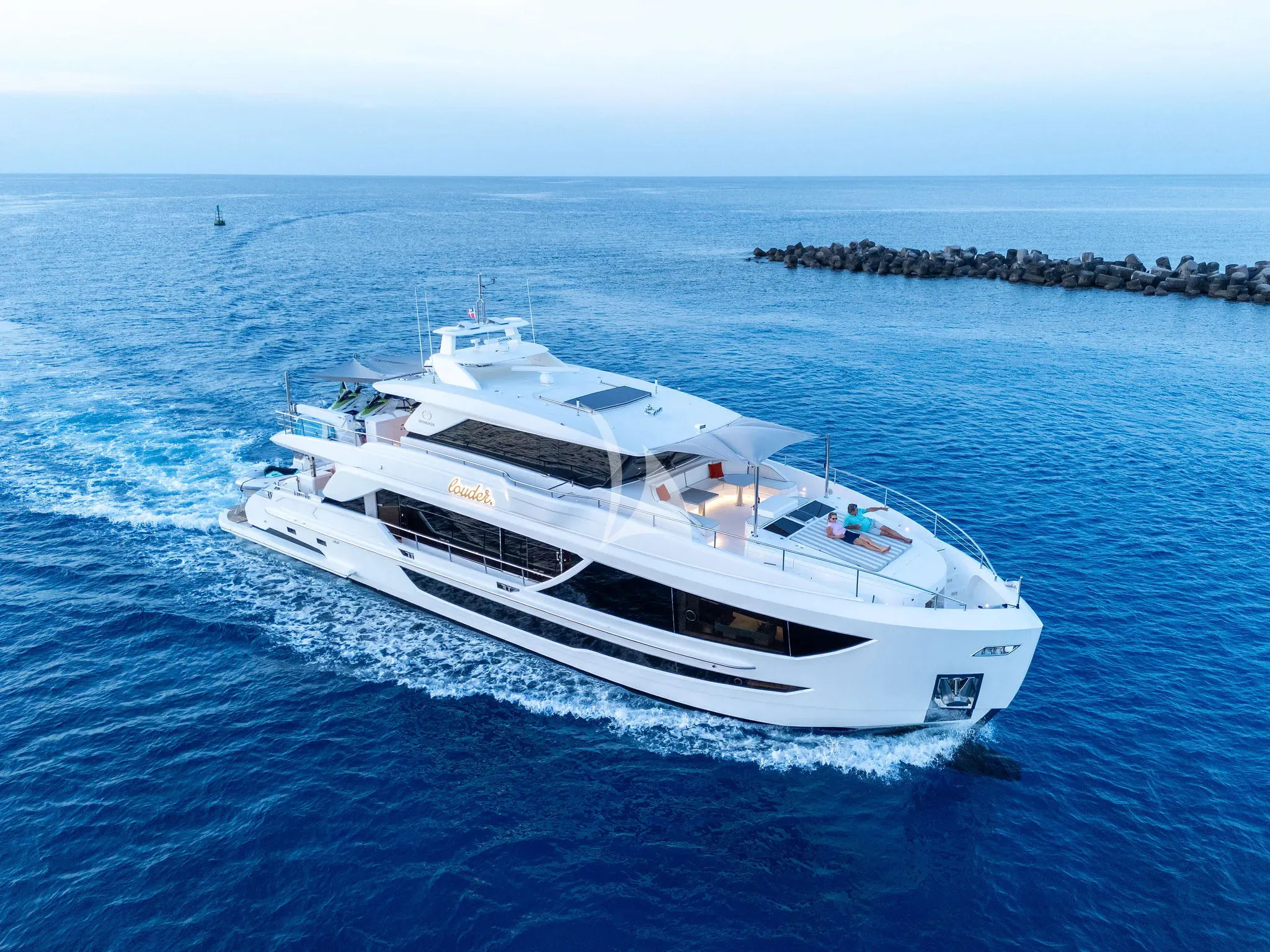 Louder luxury yacht
