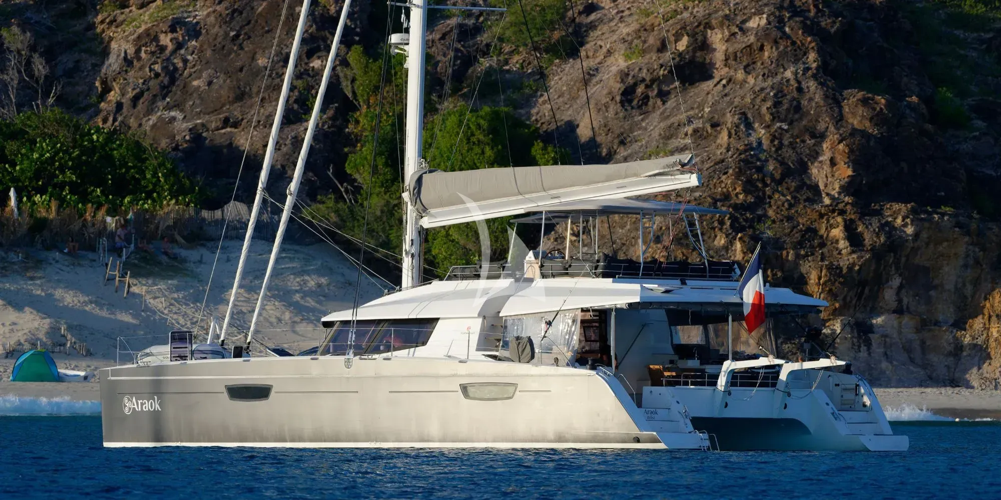 ARAOK luxury yacht