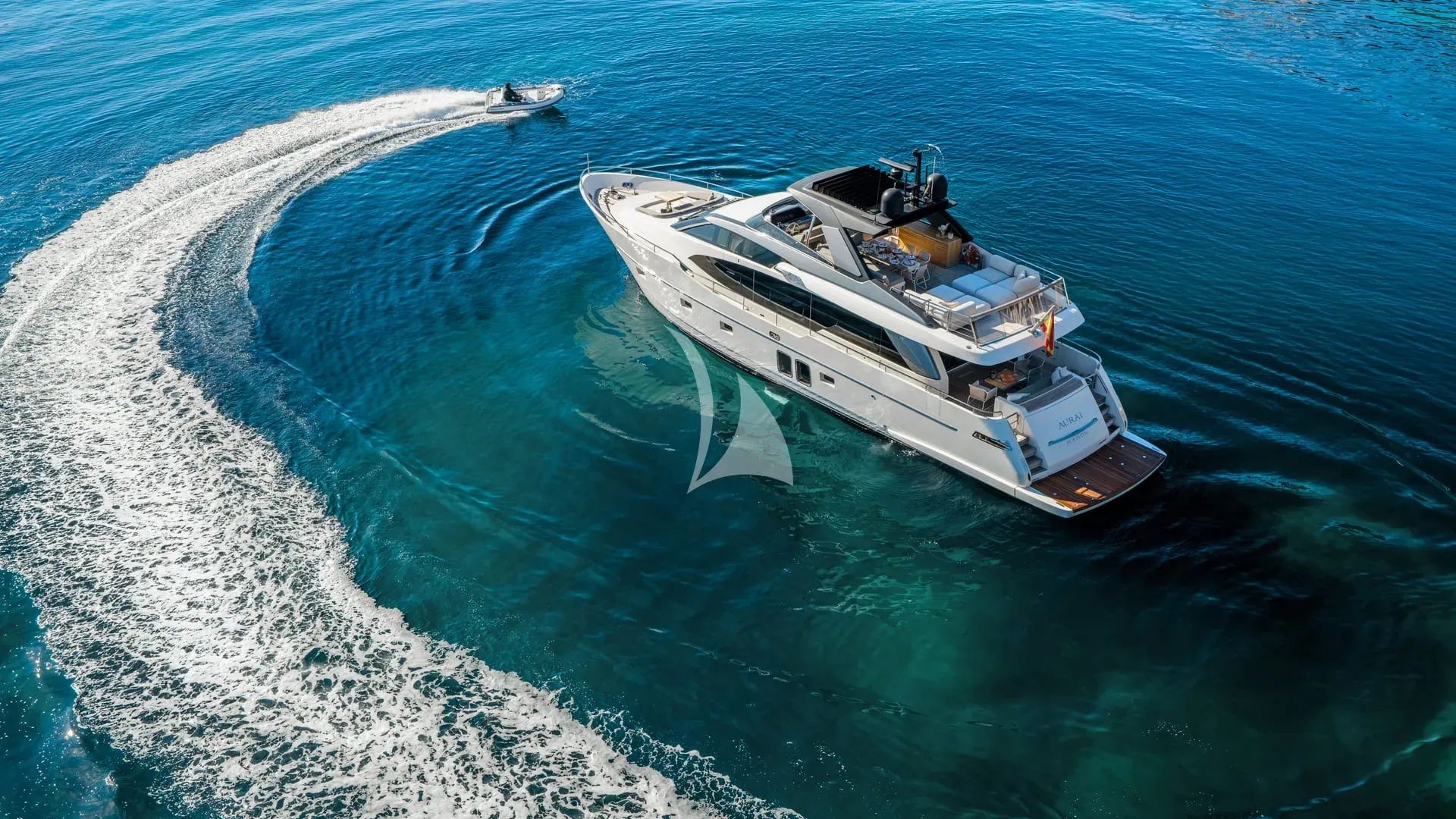 AURA I luxury yacht