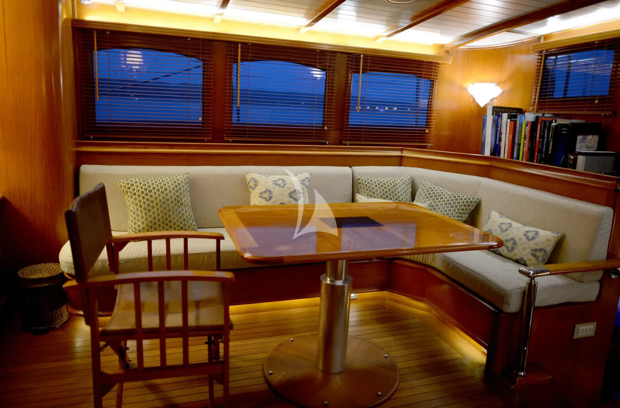 EUGENIA VII - interior 5