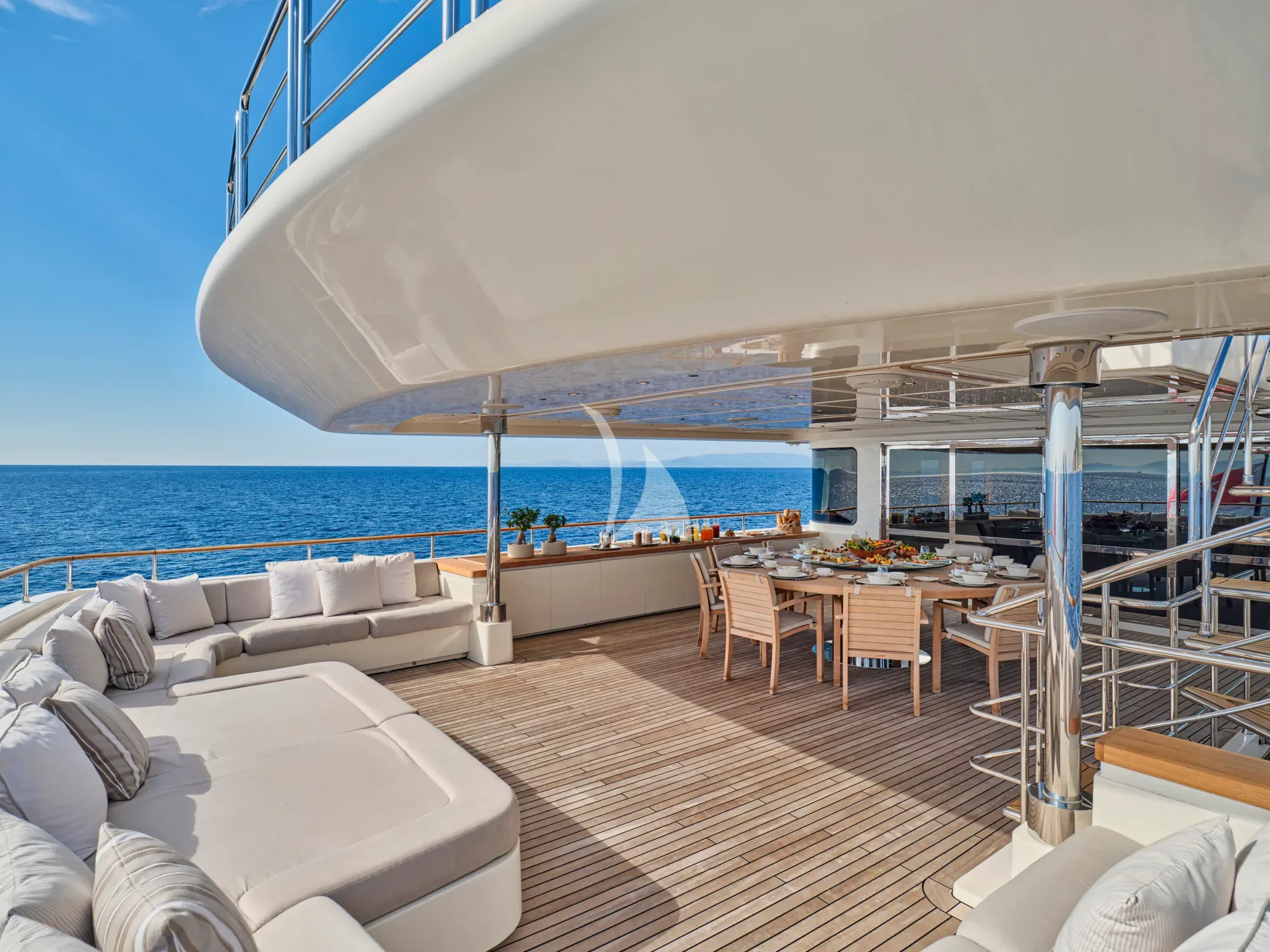 PALATIAL yacht photo