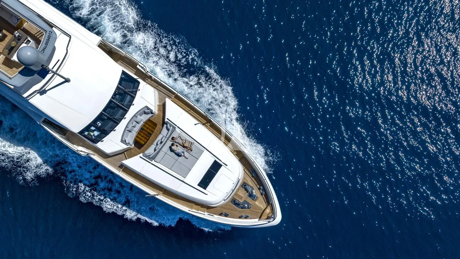 IMPERIAL PRINCESS BEATRICE - exterior 1