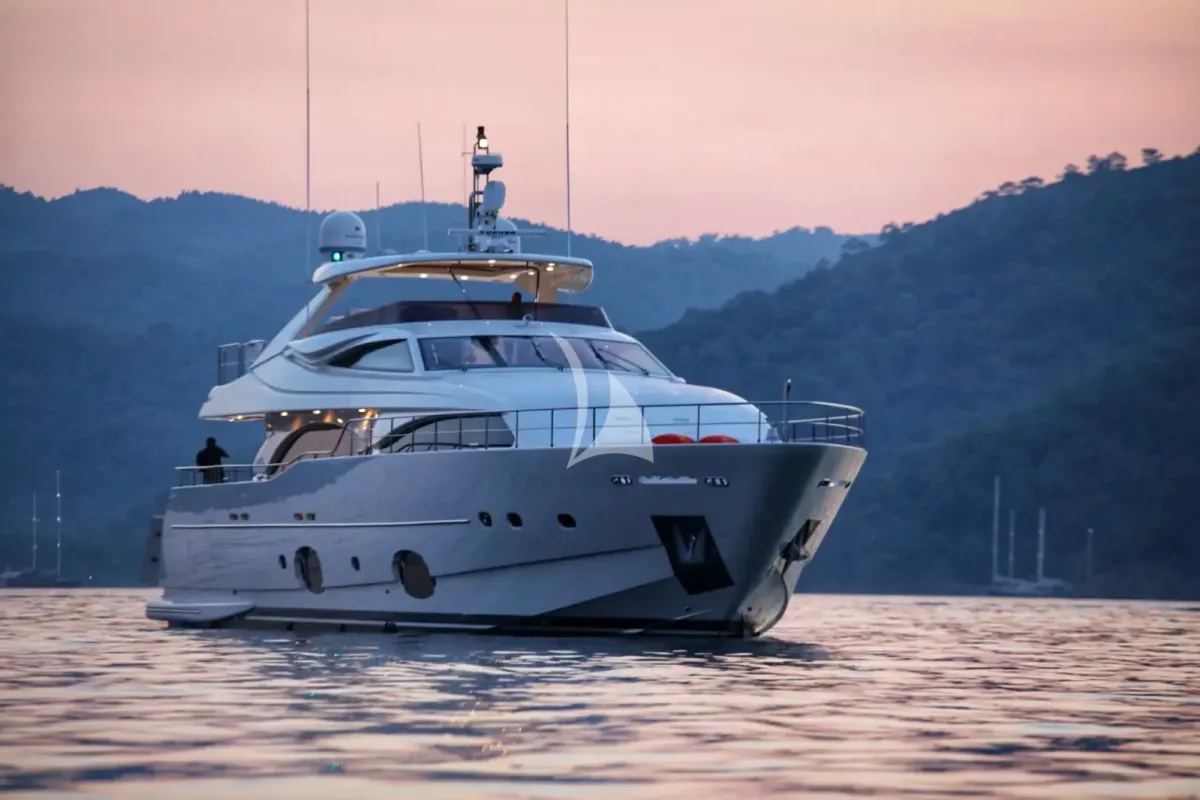 FUNDA D yacht photo