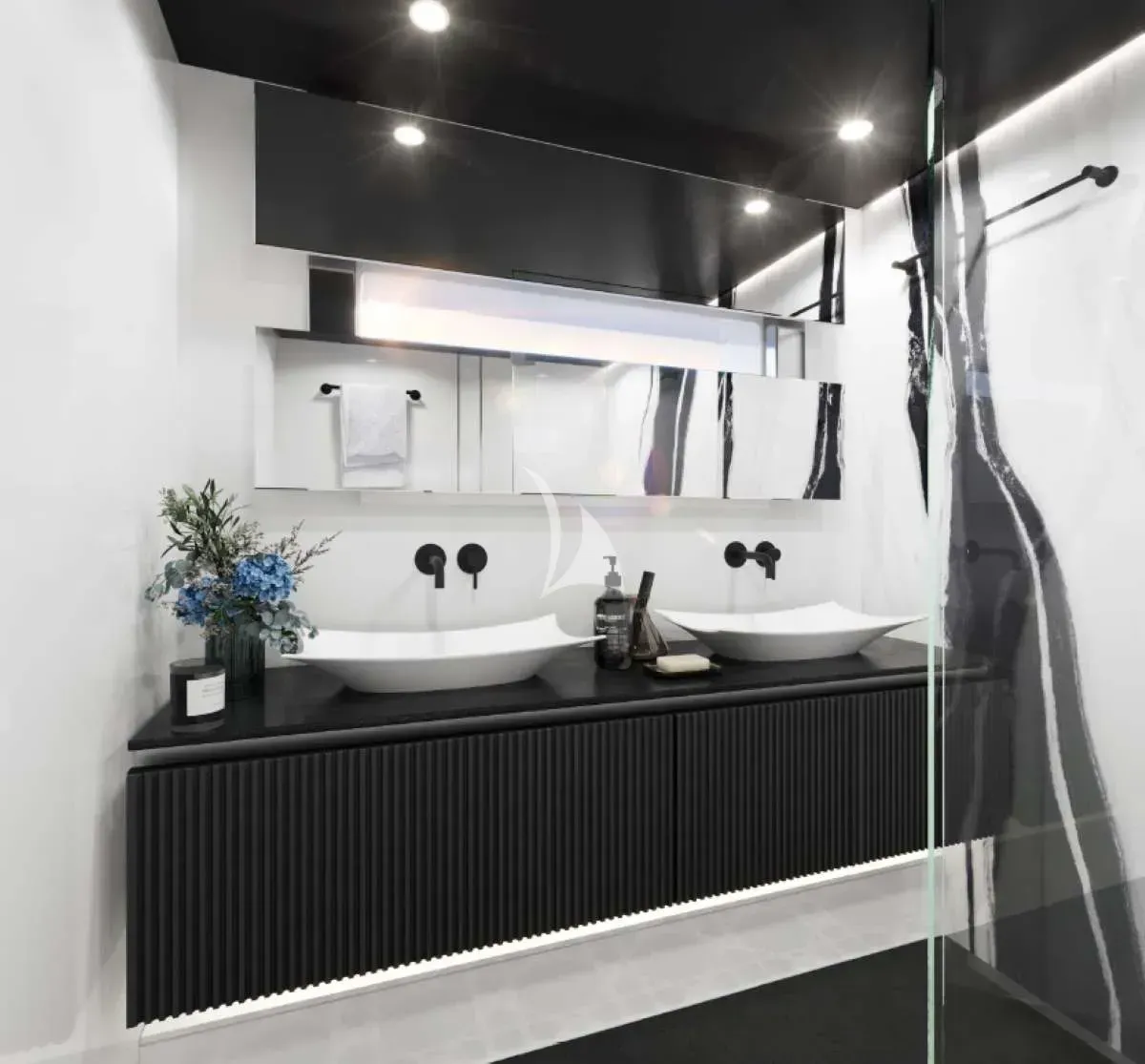 MARIA THERESE - photo 8