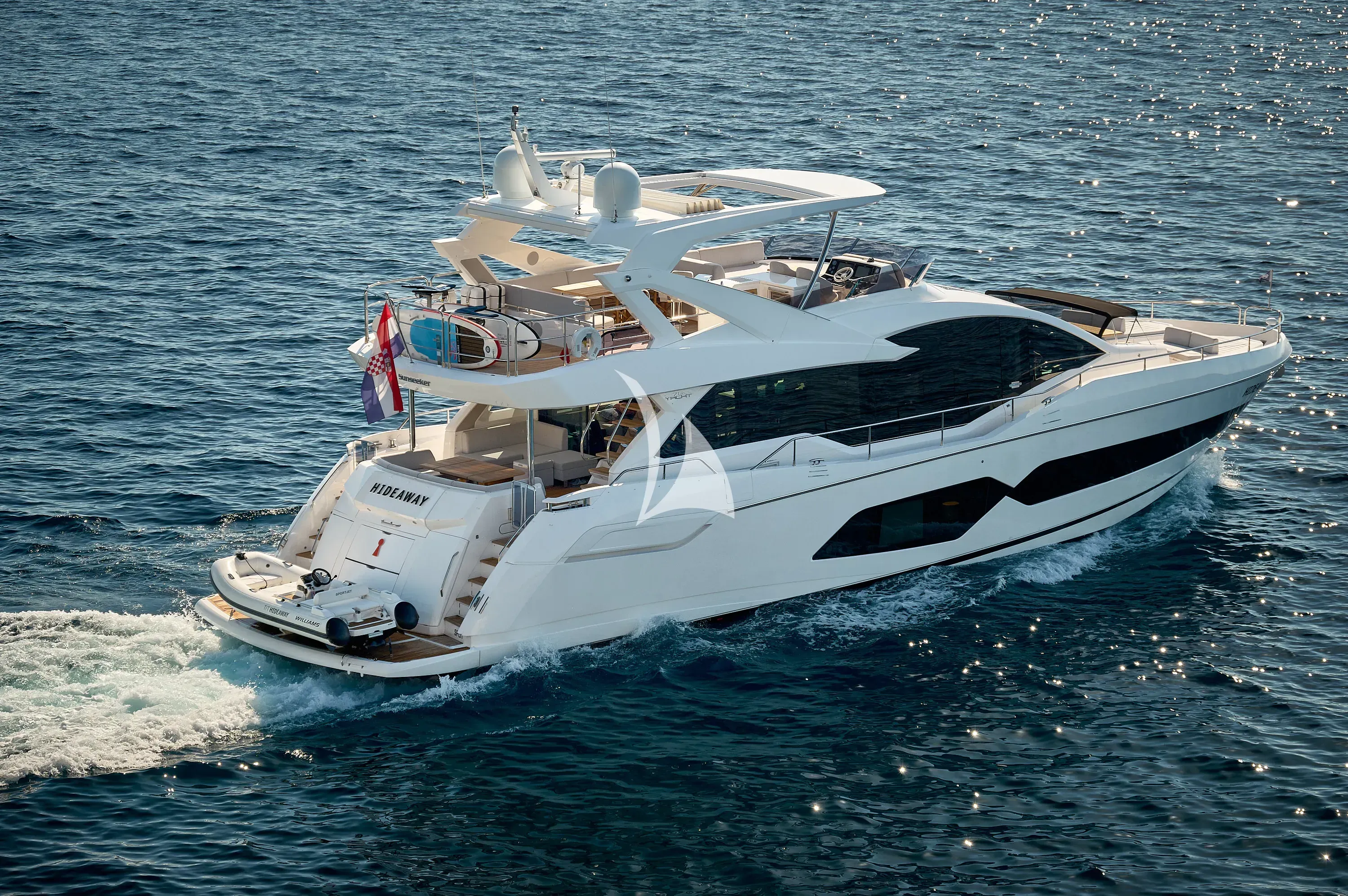Hideaway yacht photo